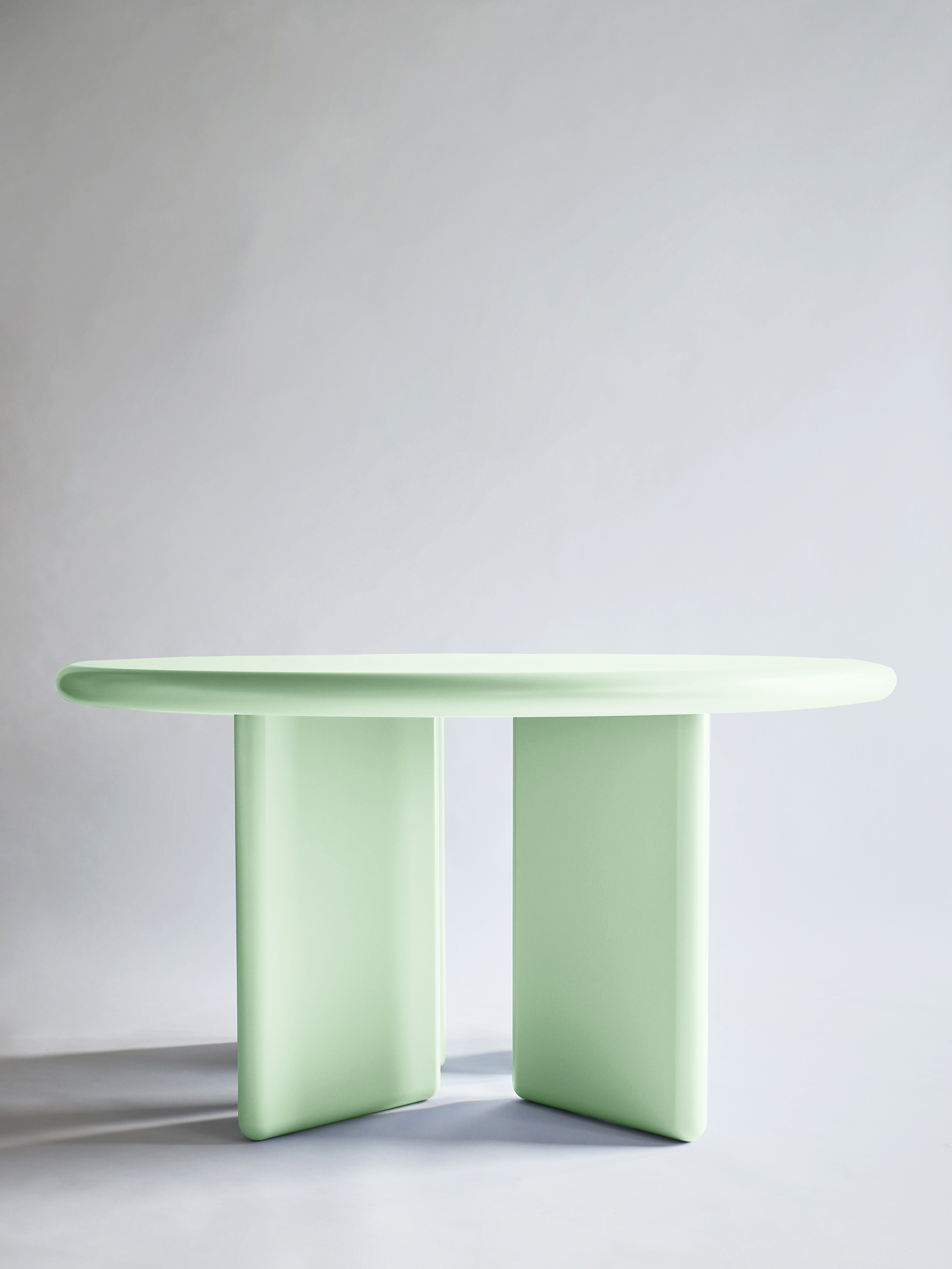 40413 3b77e0b36c Chunky Round Table Oe140 Green 2 Portrait