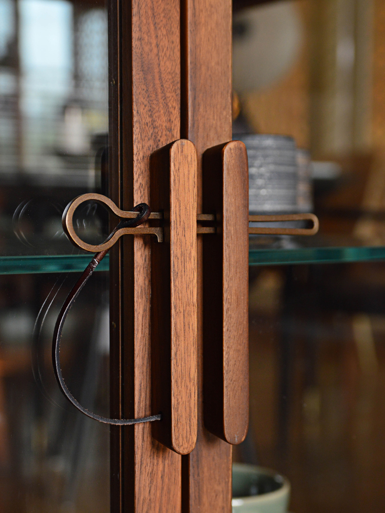 Walnut - Clear Glass