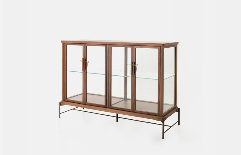 Walnut - Clear Glass