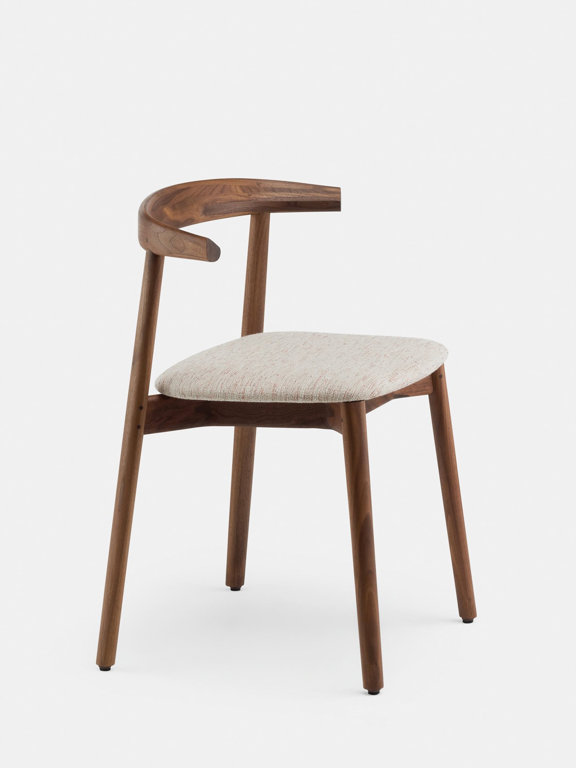 40586 98faba19d6 Upholstered Ando Chair By Matthew Hilton For De La Espada In Danish Oiled Walnut And Sonar 3 113 Fabric Whitebkgrnd Zoom Portrait