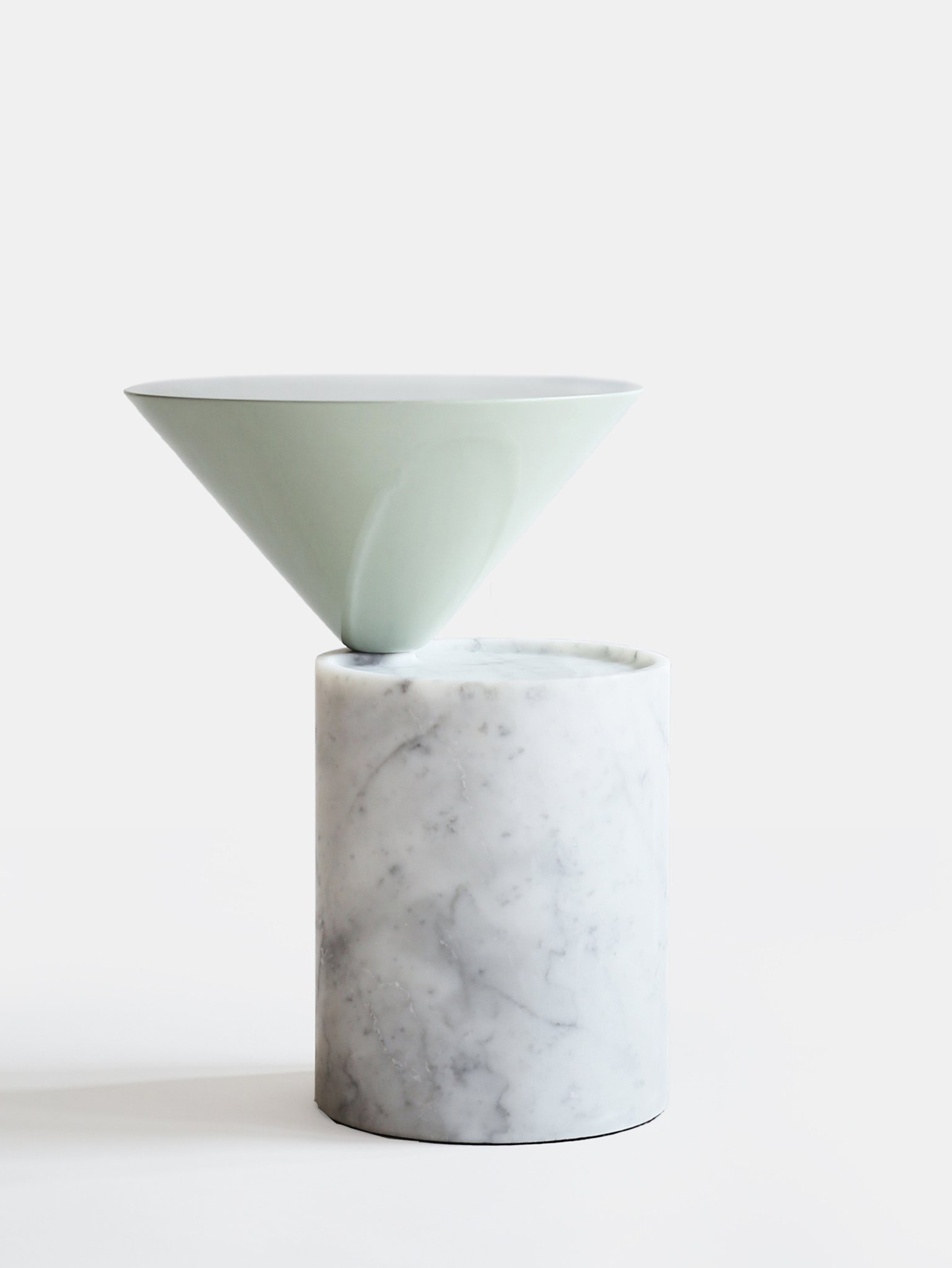 40589 Dea0e0da4d 40589 54ee49e9e0 Laurel Side Table 1 Zoom Portrait
