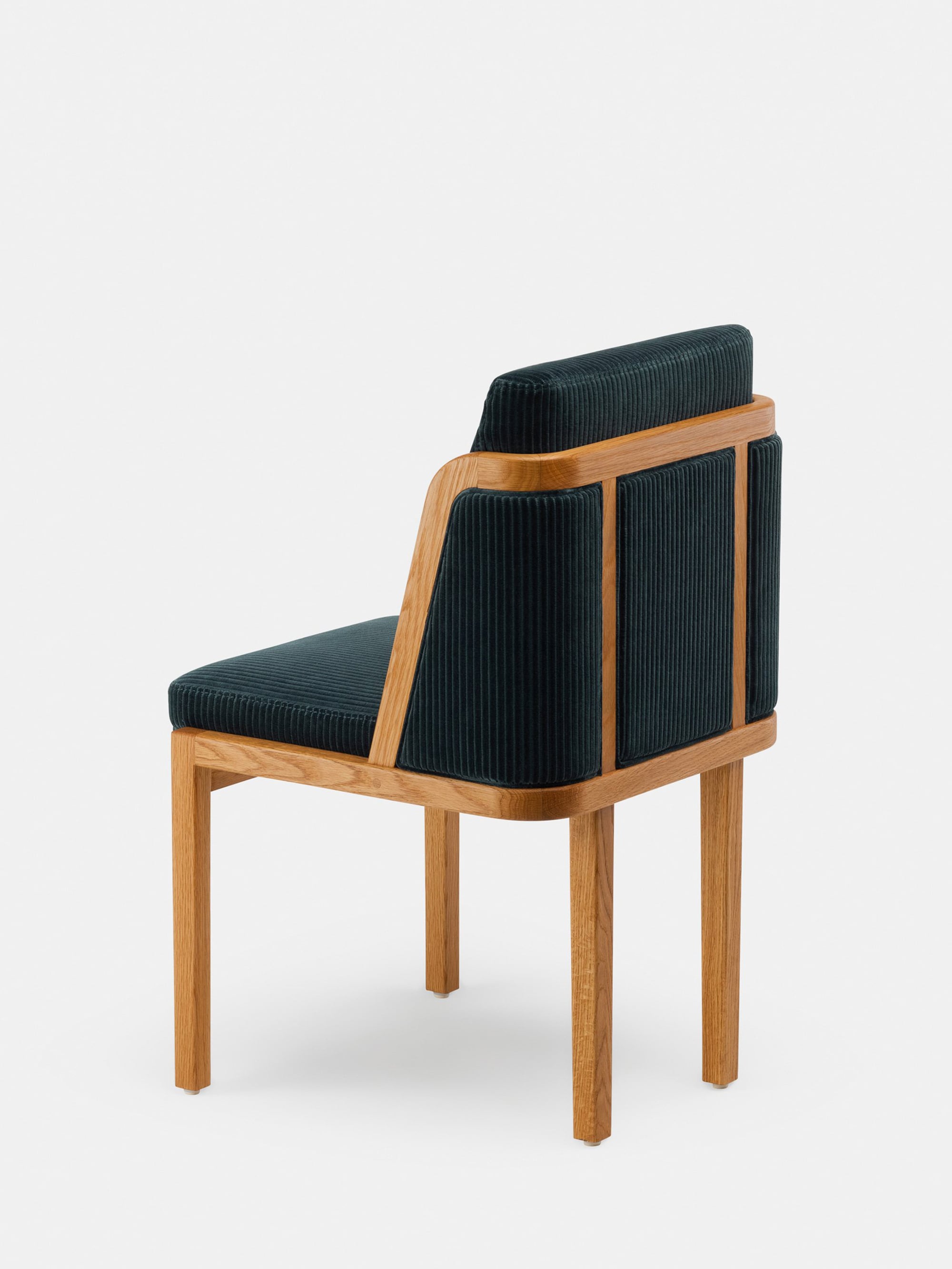 40596 27424ee448 Throne Dining Chair With Upholstery By Autoban For De La Espada In Danish Oiled Oak And Phlox 883 Back Whitebkgrnd Zoom Portrait