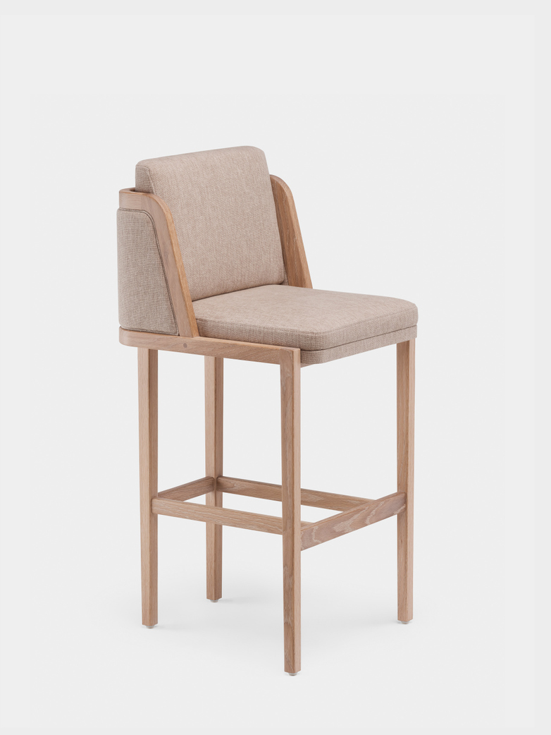 Throne Bar Stool