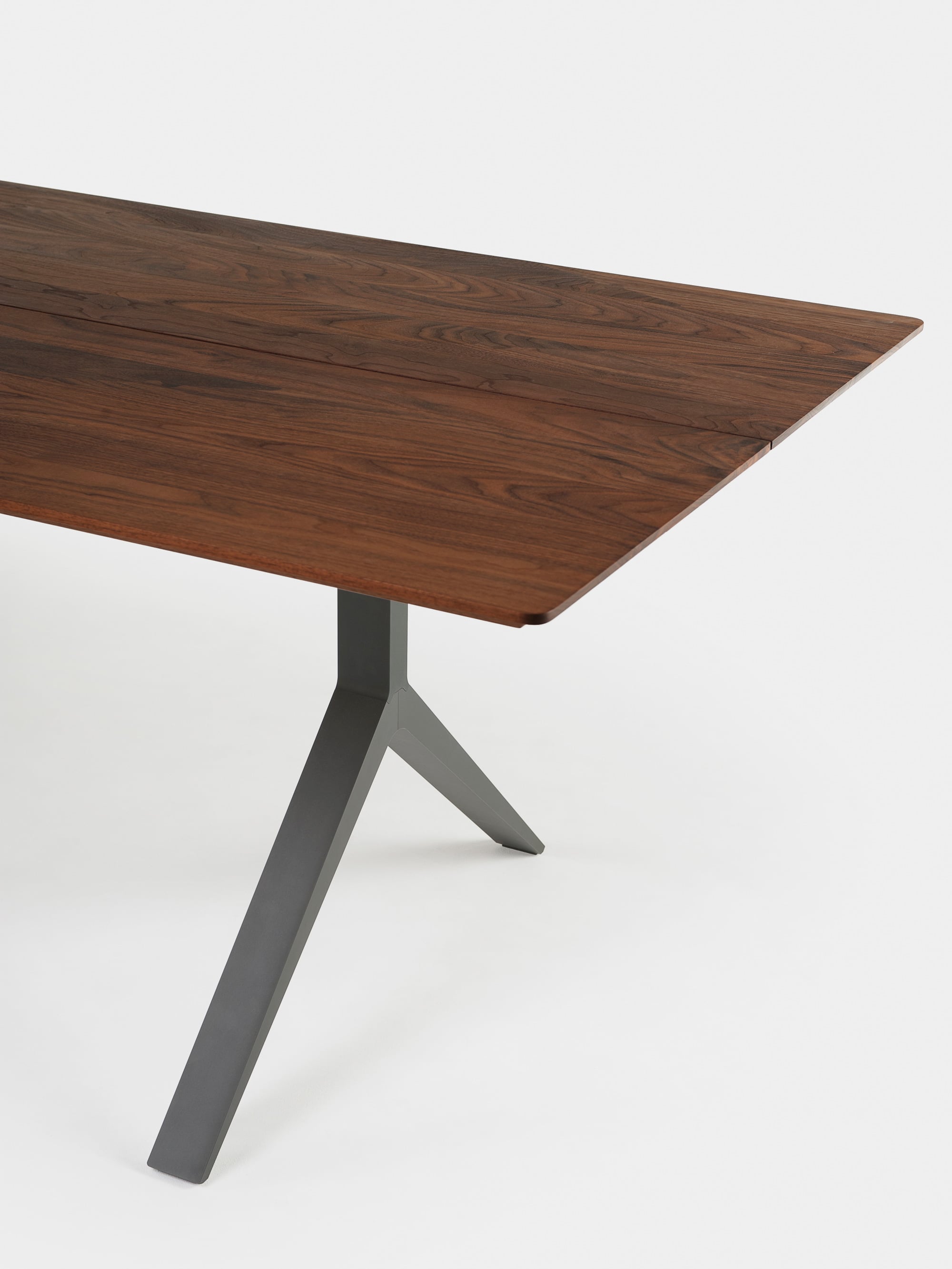 40614 Ef77d69742 40266 C86c1b3447 395 Overton Table By Matthew Hilton In Walnut And Black Aluminium Detail Whitebkgrnd Original Portrait