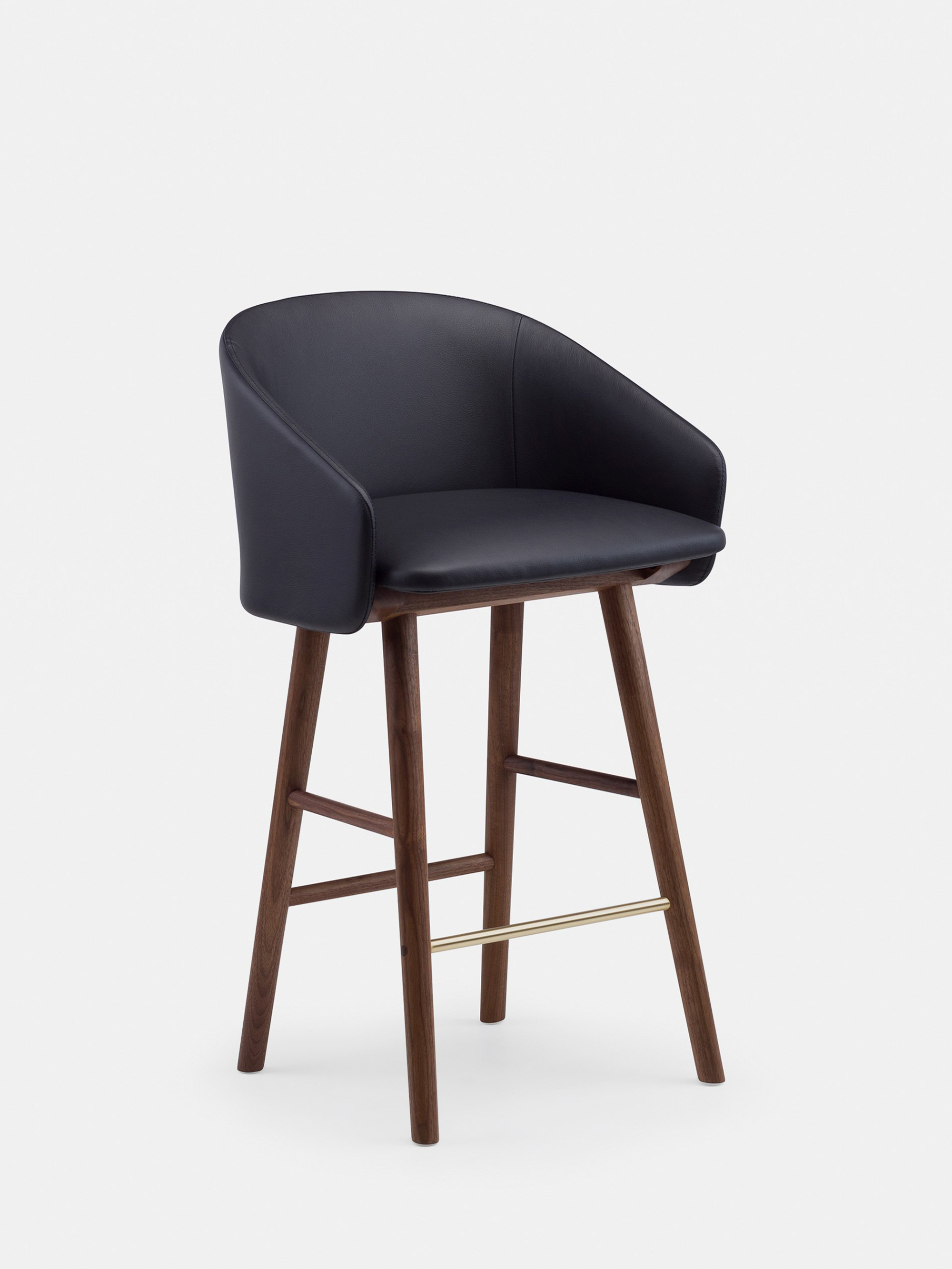 40618 690129f486 Saia Breakfast Barstool By Matthew Hilton In Danish Oiled Walnut And Black Leather Whitebkgrnd Zoom Portrait