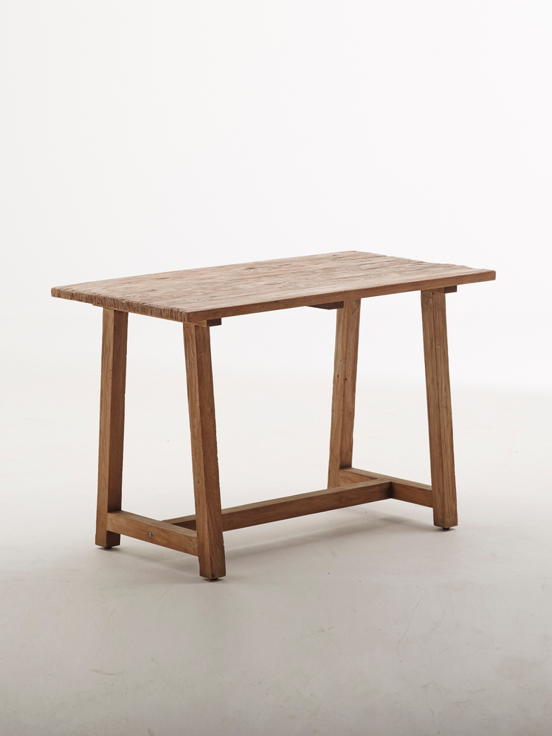 Lucas Desk
