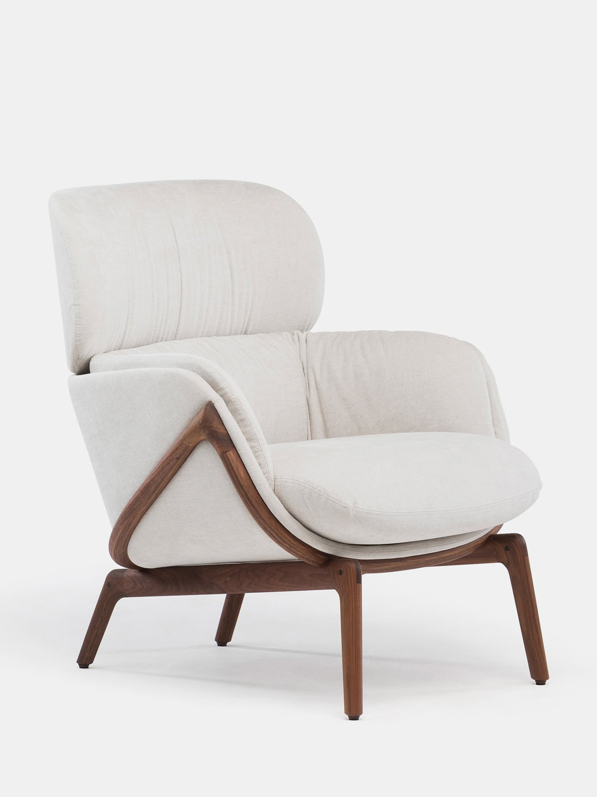40679 27a3d2050d 40679 05ec501d17 101 Elysia Lounge Chair By Luca Nichetto In Danish Oiled Walnut And Maple 102 Fabric Whitebkgrnd Zoom Portrait