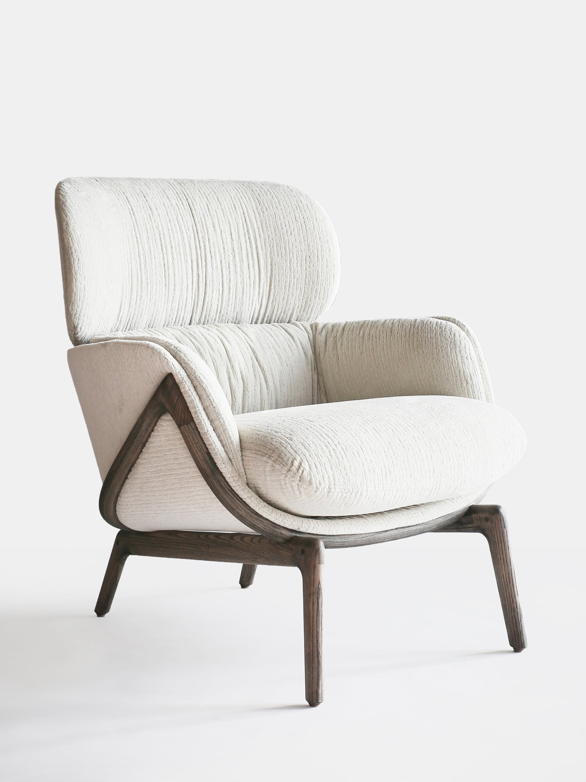 40679 C6314bdf0e 40679 9881d49401 Elysia Lounge Chair 1 Zoom Portrait