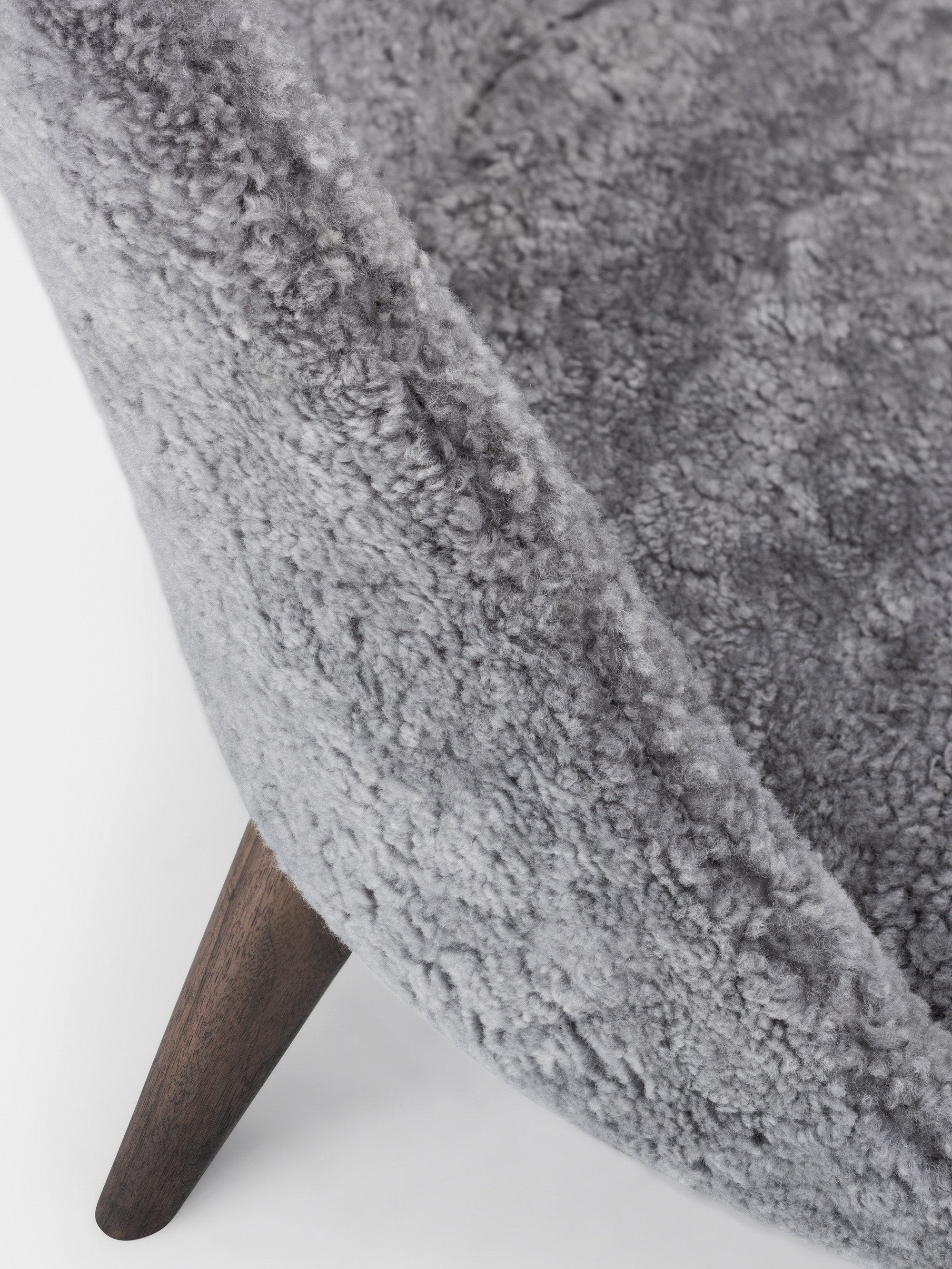 40787 Bf346682cb 751 Solo Lounge Chair By Neriandhu In Black Oiled Walnut And Scandinavian Grey Curly Sheepskin Detail4 Whitebkgrnd Portrait