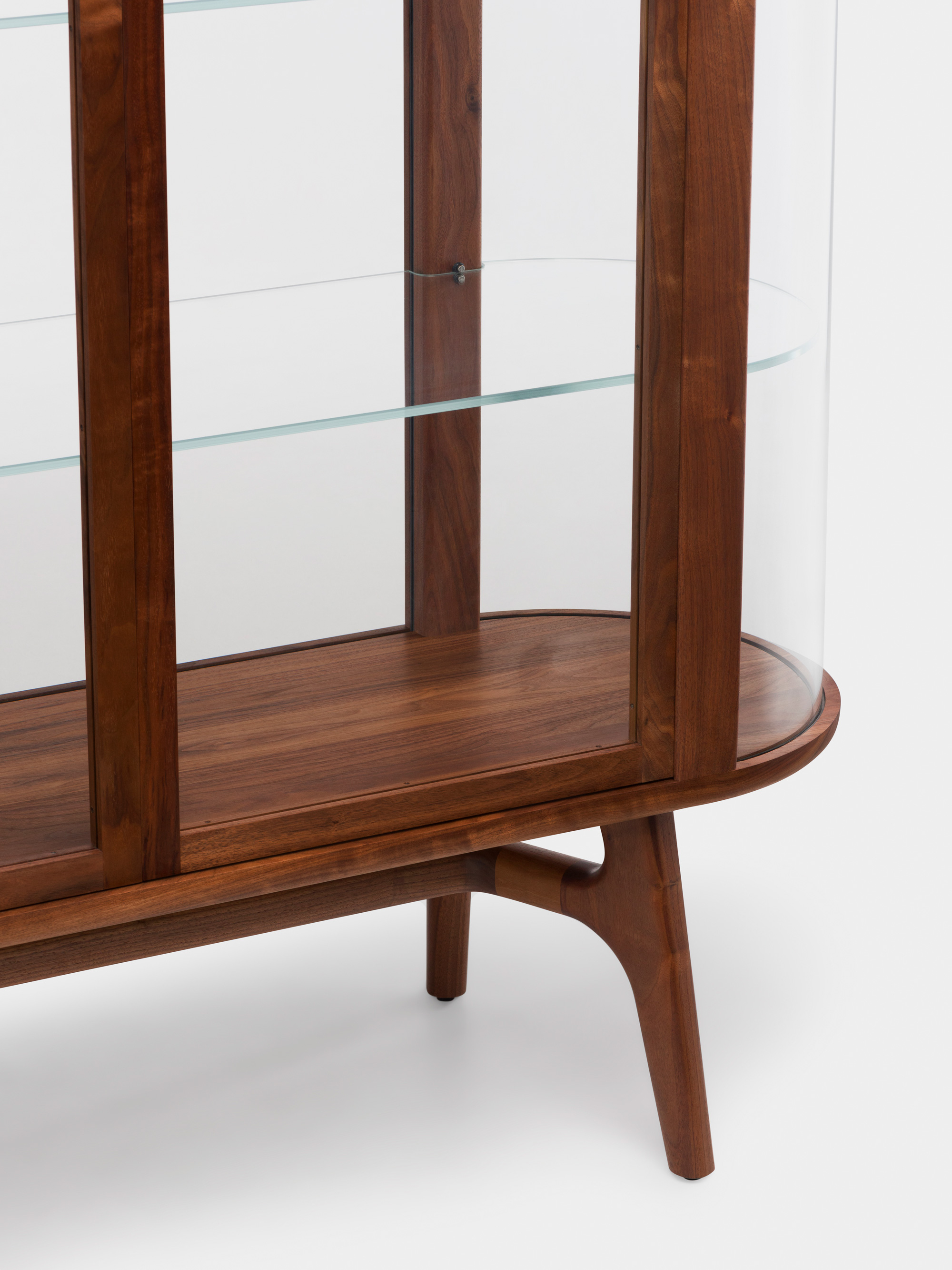 40792 5cbea36983 789t Solo Tall Vitrine By Neriandhu In Danish Oiled Walnut Detail5 Whitebkgrnd Portrait