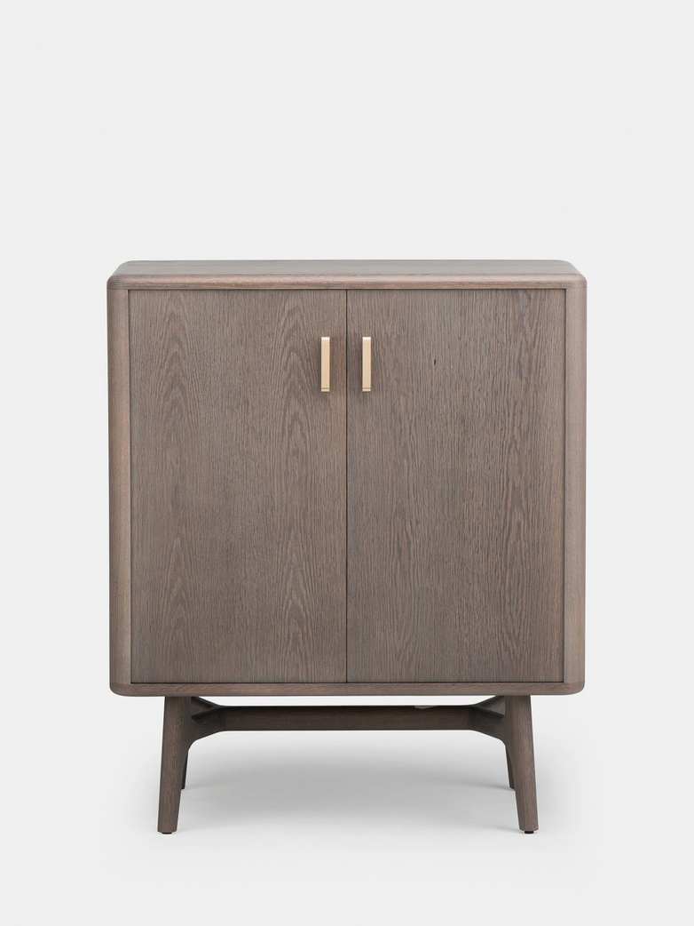 Solo 2-Door Cabinet