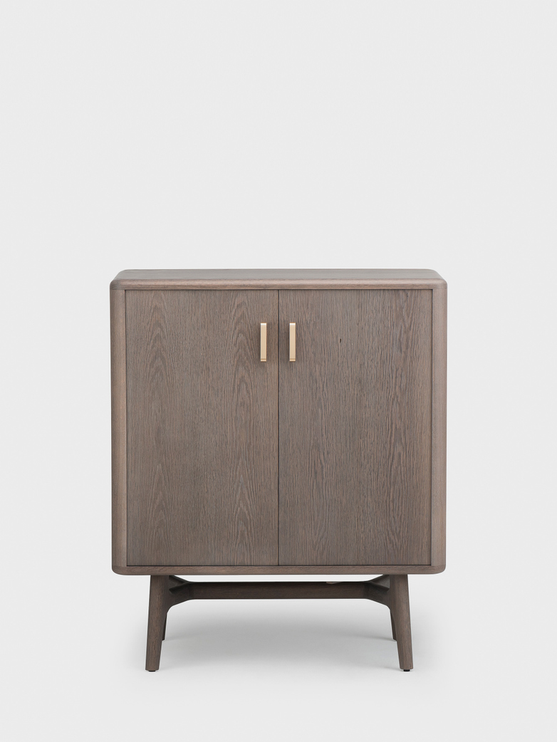 Solo 2-Door Cabinet