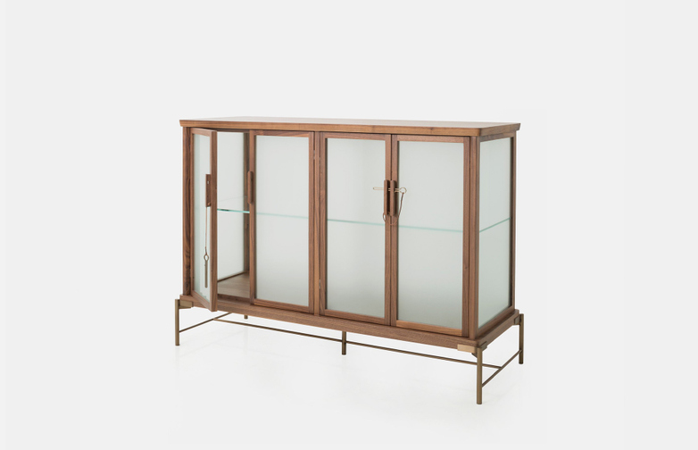 Walnut - Frosted Glass