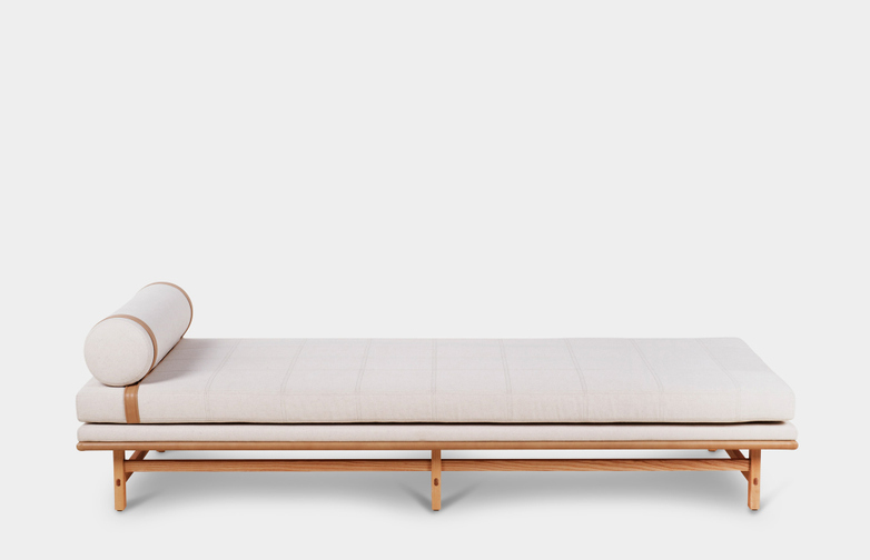 SW Daybed