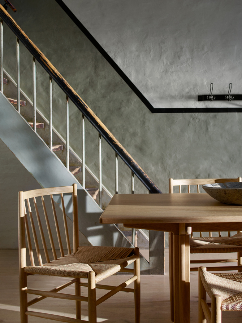 J80 Chair