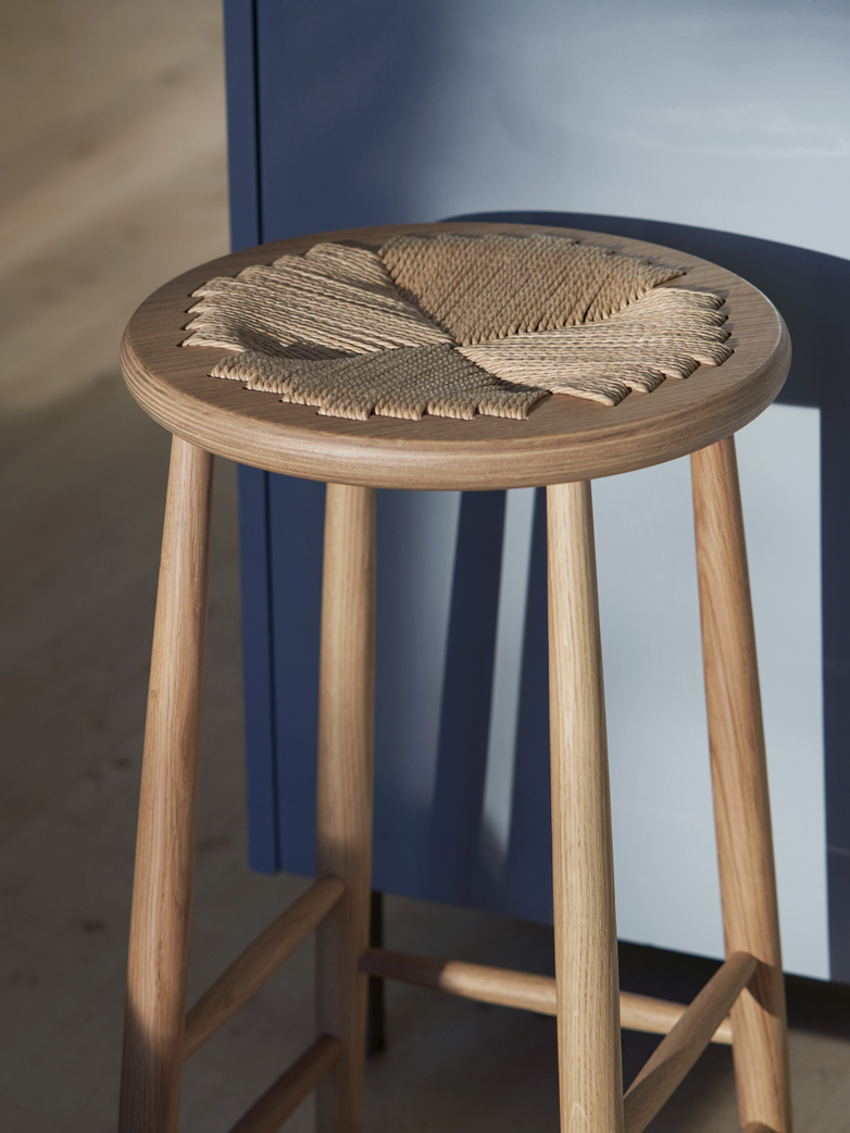 J165B Bar Stool
