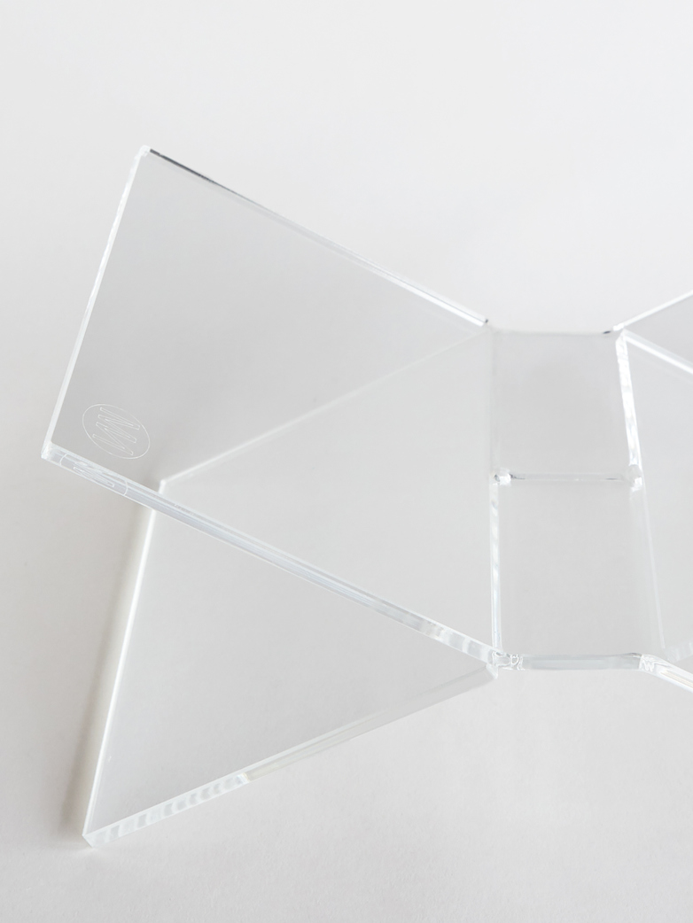X Bookstand - Clear