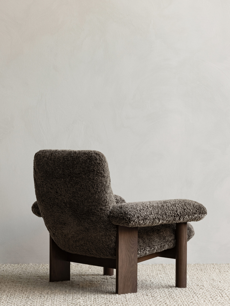 Brasilia Lounge Chair - Sheepskin