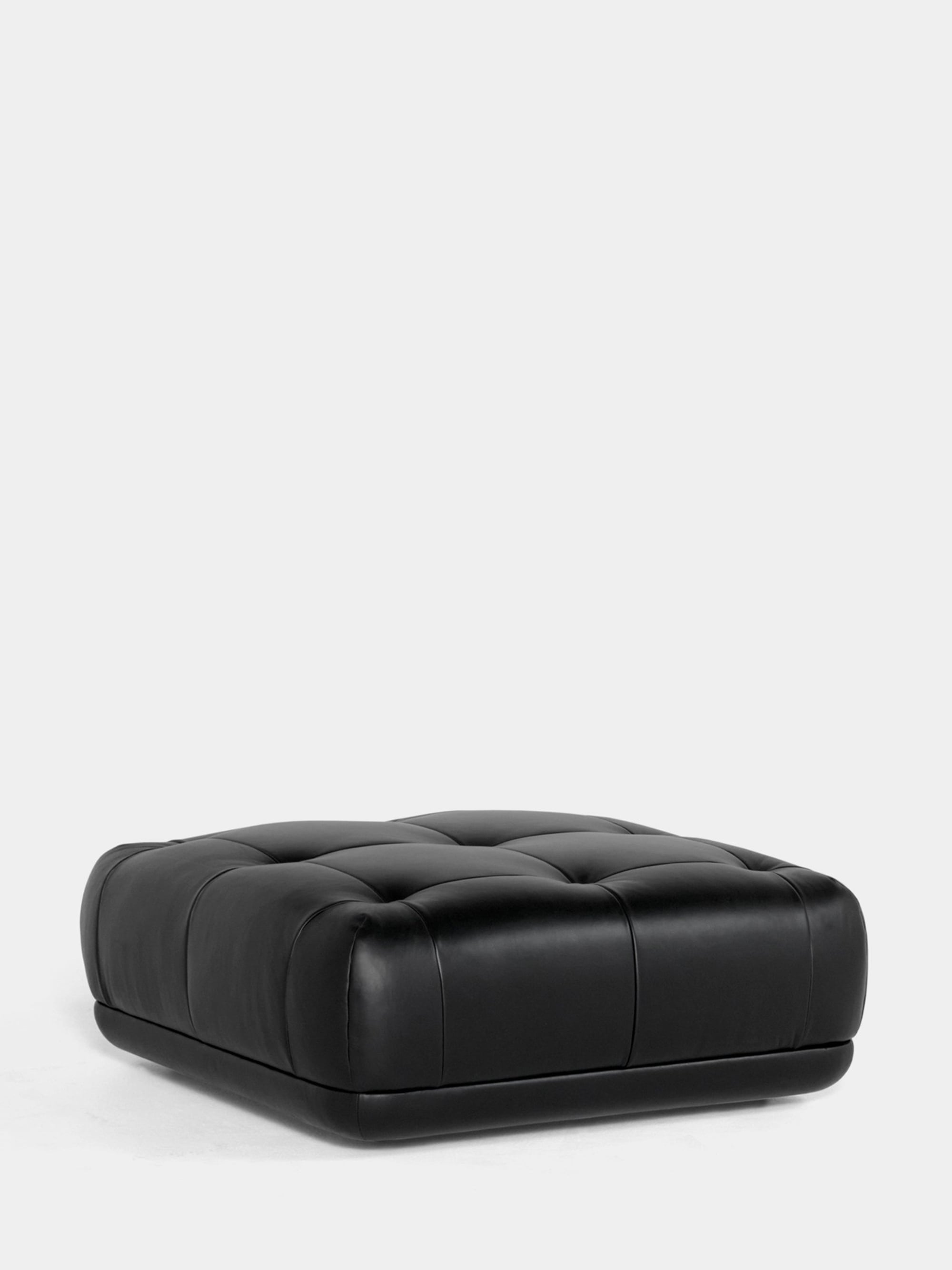 42323 E8b9cbef72 242323 E62dec10ec 9412136105897 Quilton Ottoman 05 Sense Black Zoom Portrait