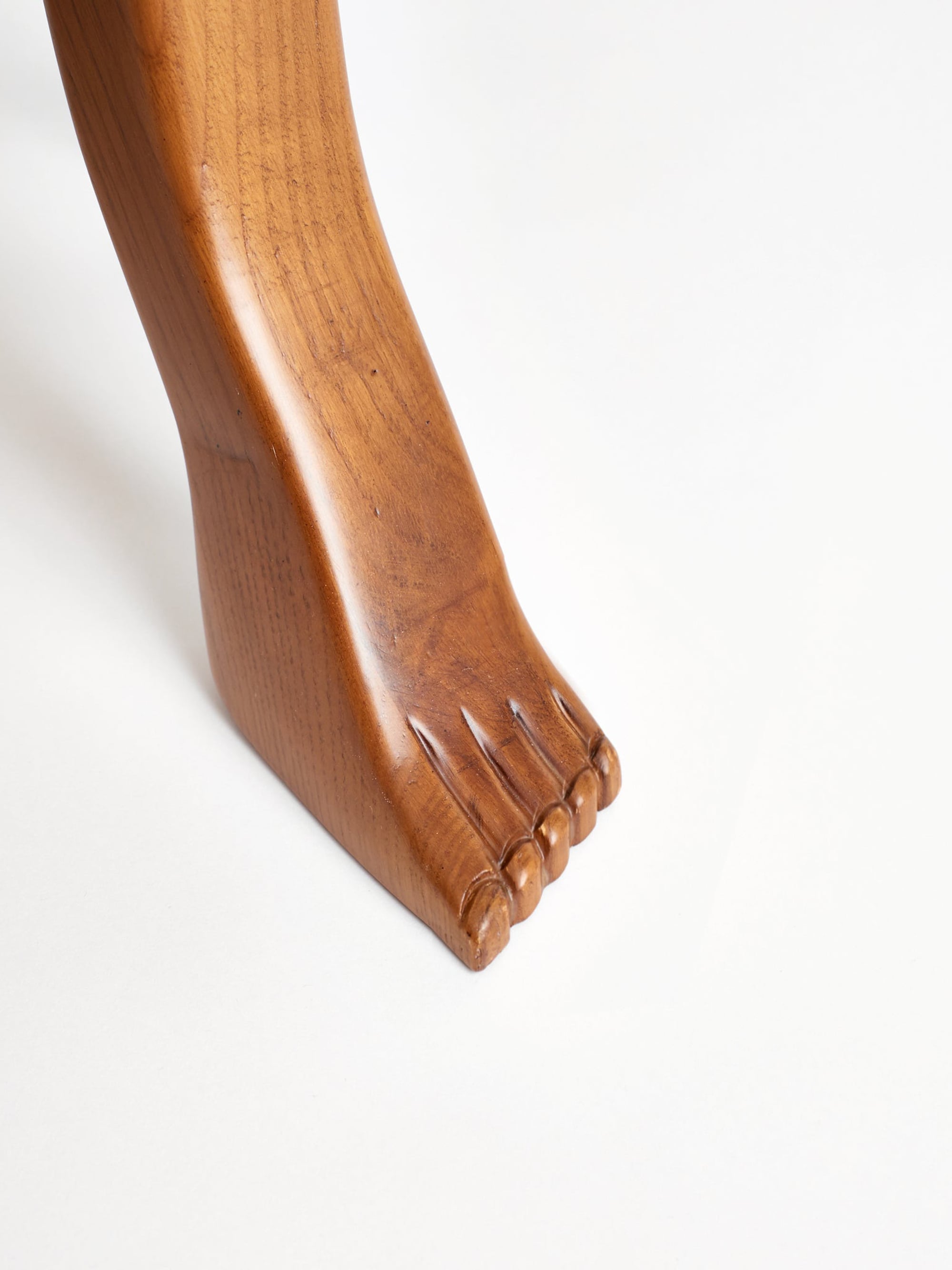42658 35aa012954 P213a Foot Stool6 2048x 1 Portrait
