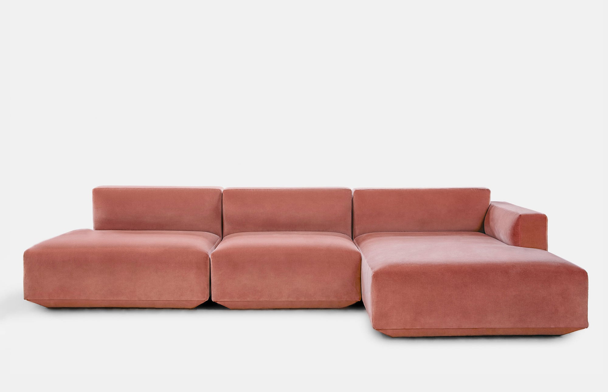 43223 56ff1f35f6 Develius Sofa Portrait