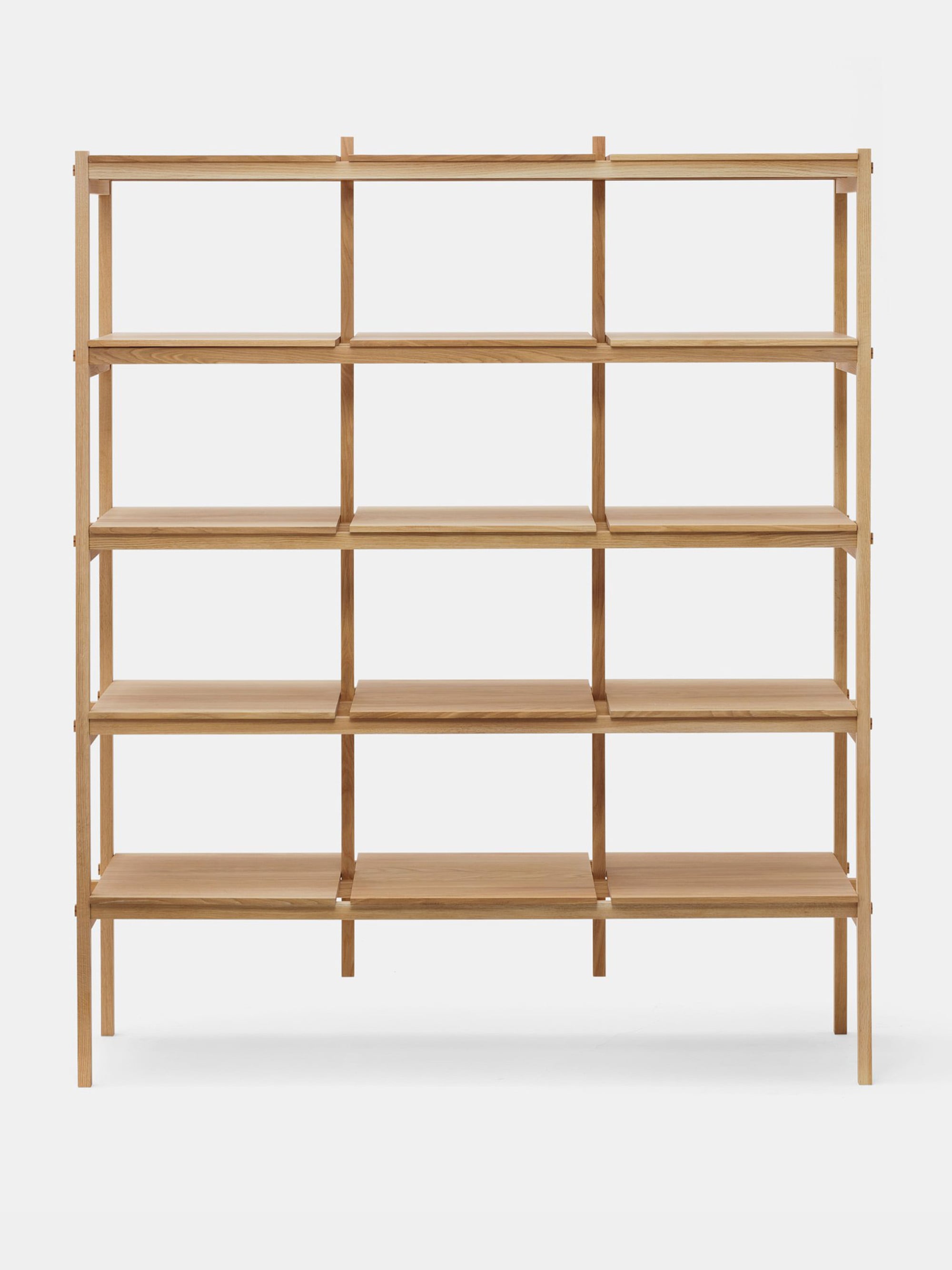 43396 5d214afd66 N Ss01 Shelf Portrait