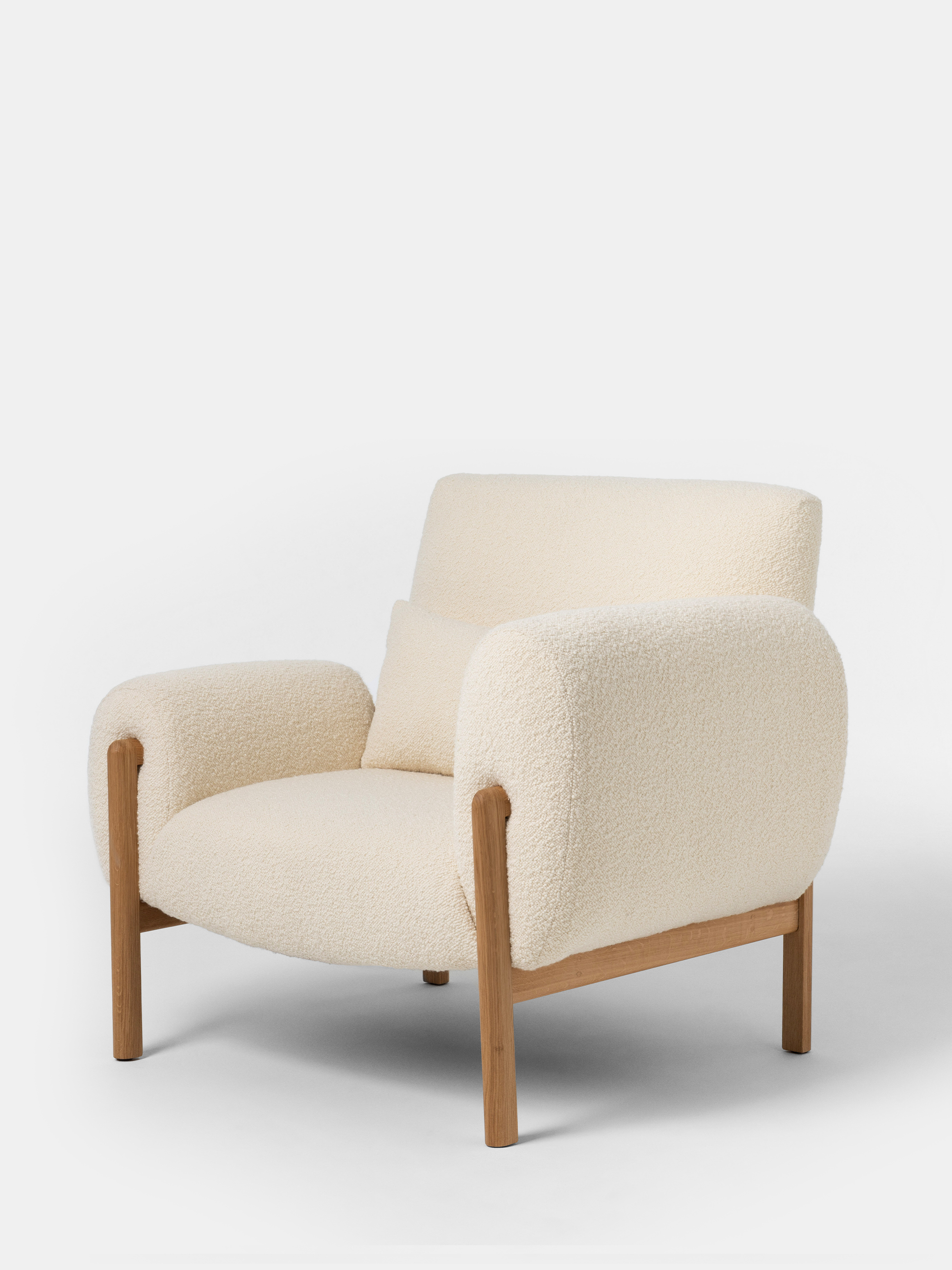43667 568bcc7664 Bruno Armchair By Ilse Crawford And Oscar Pena For Scp 3 Portrait