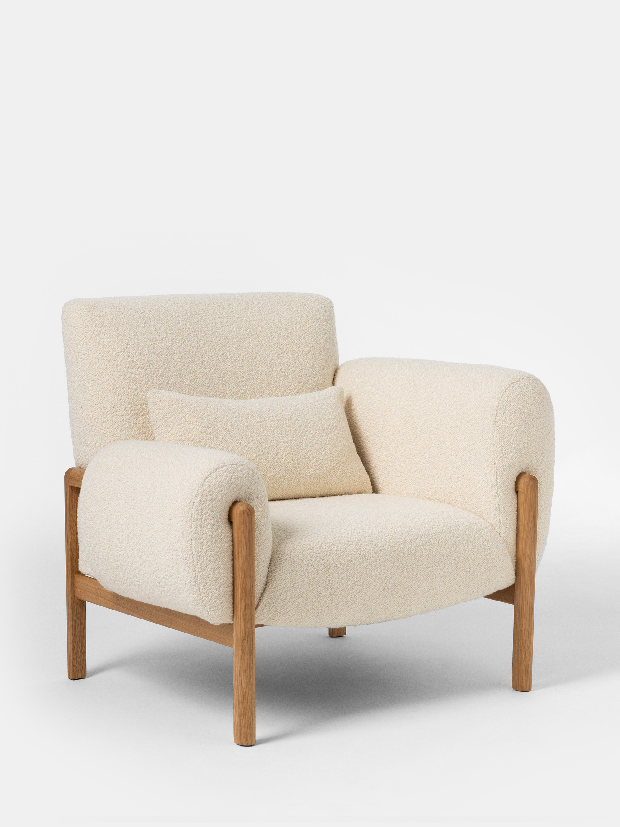 43667 5b2e65ac30 Bruno Armchair By Ilse Crawford And Oscar Pena For Scp 2 Psd Portrait