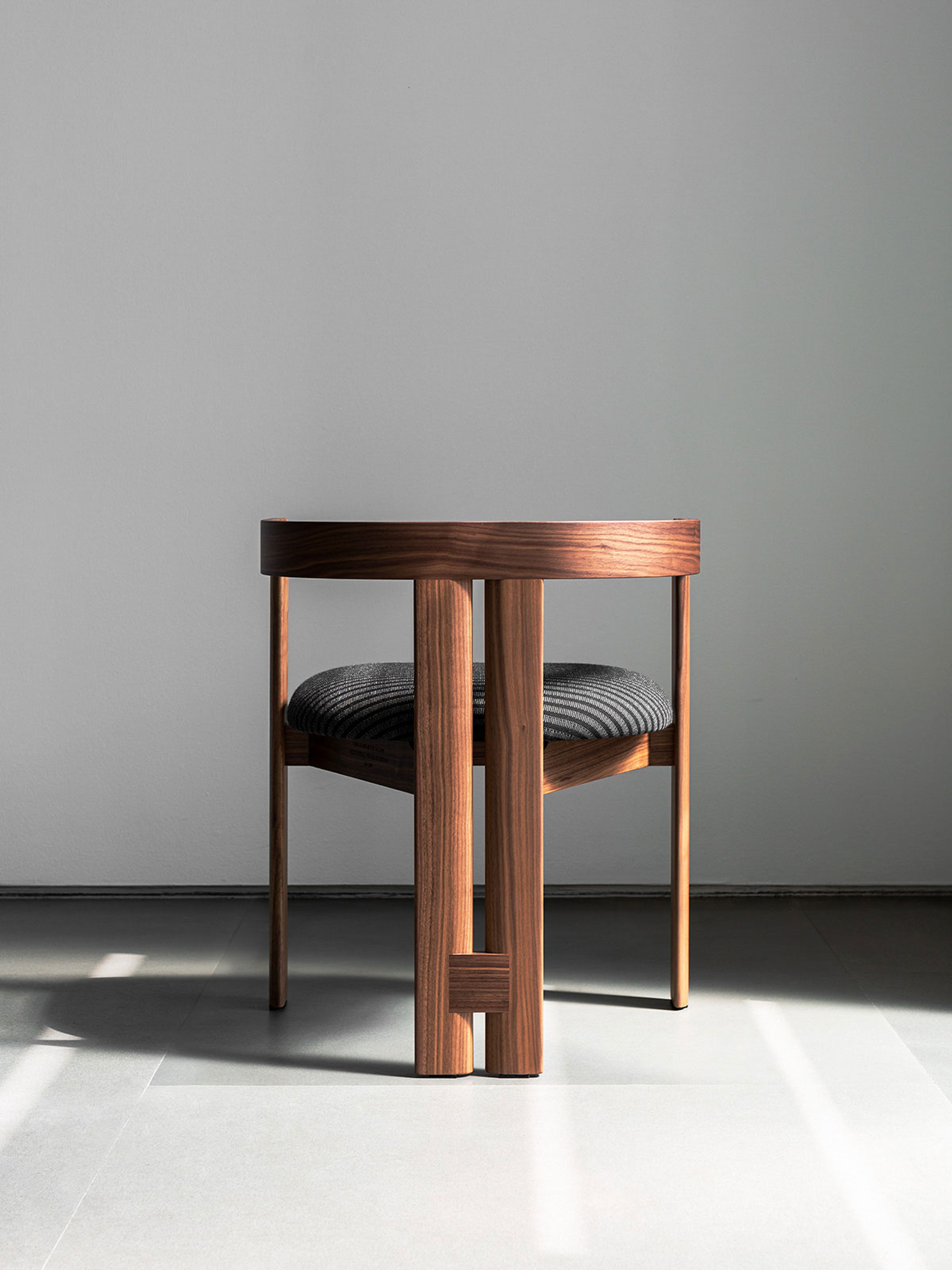 44505 A66014a1e1 Tacchini Pigreco 03 Portrait