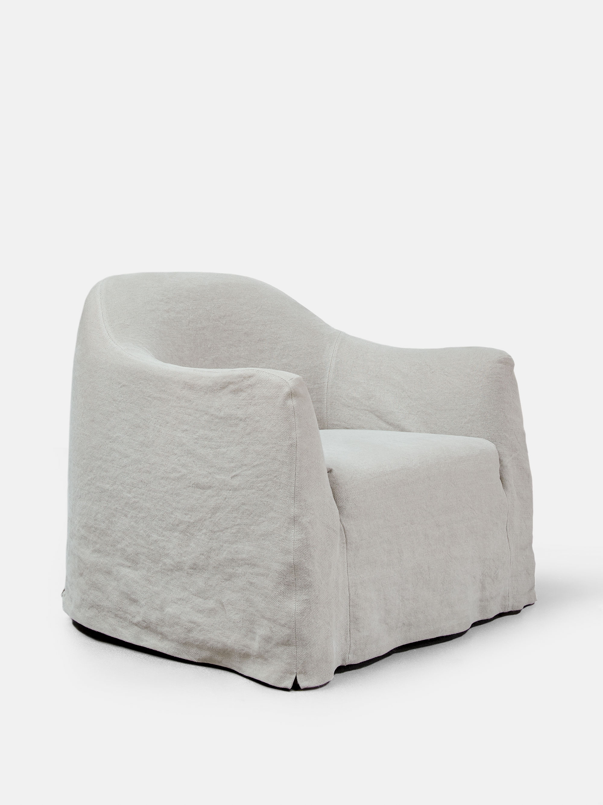 46710 9bd1b208c0  Clichy Armchair Loose Slipcover Aland 02 Portrait