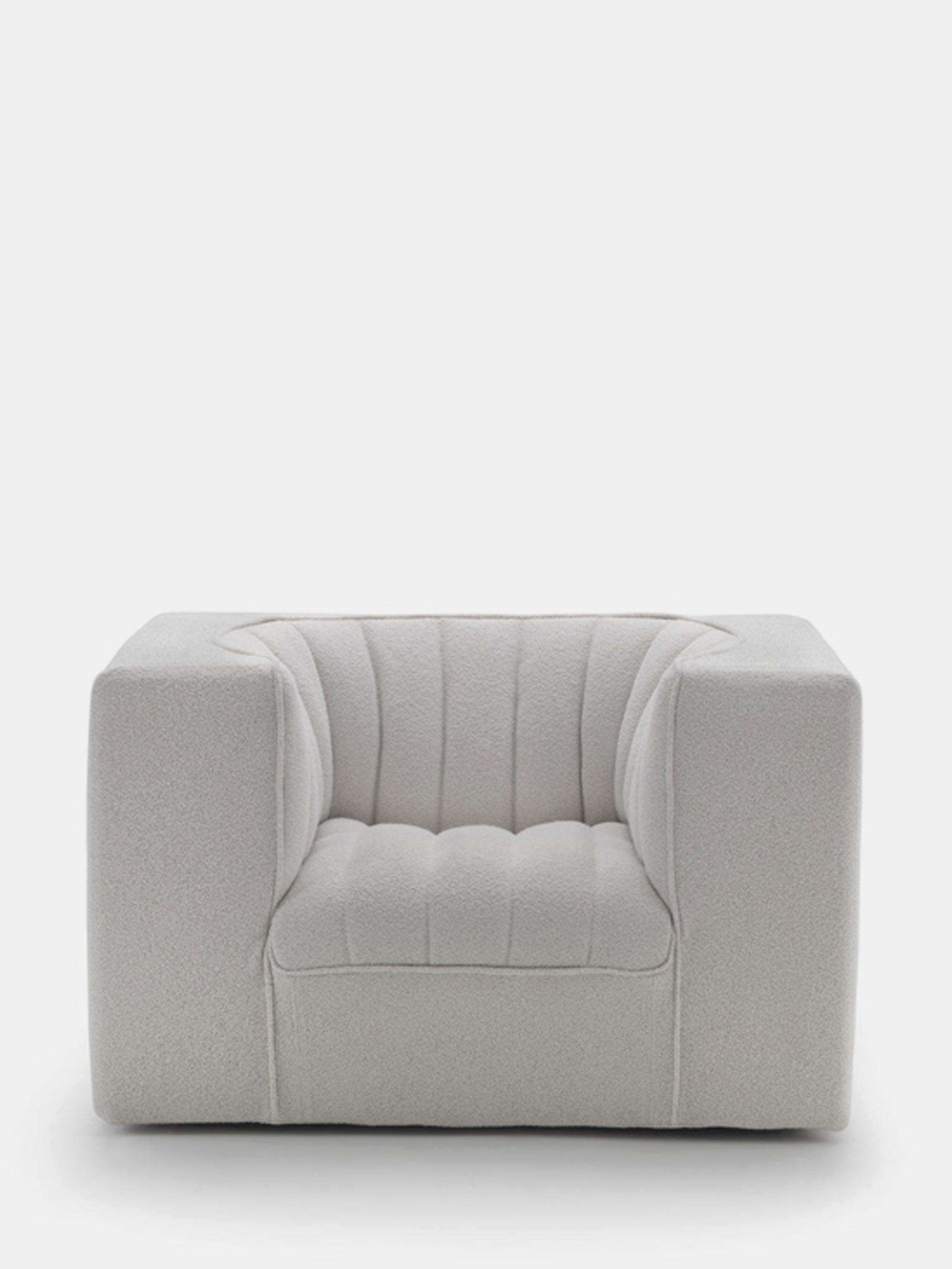 46862 Eb151ac02f 9000 Armchair Orbaco1 Portrait