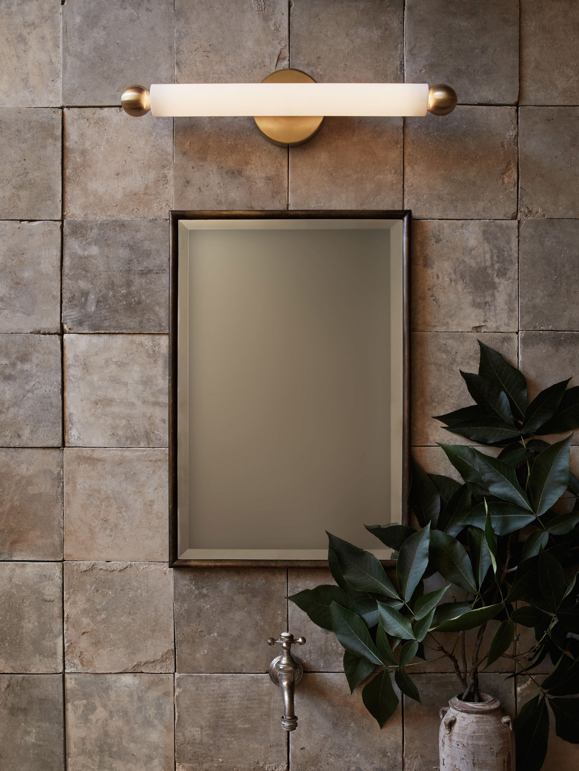 46940 Efde70c079 Workstead Tube Sconce Situ 0293747 Portrait