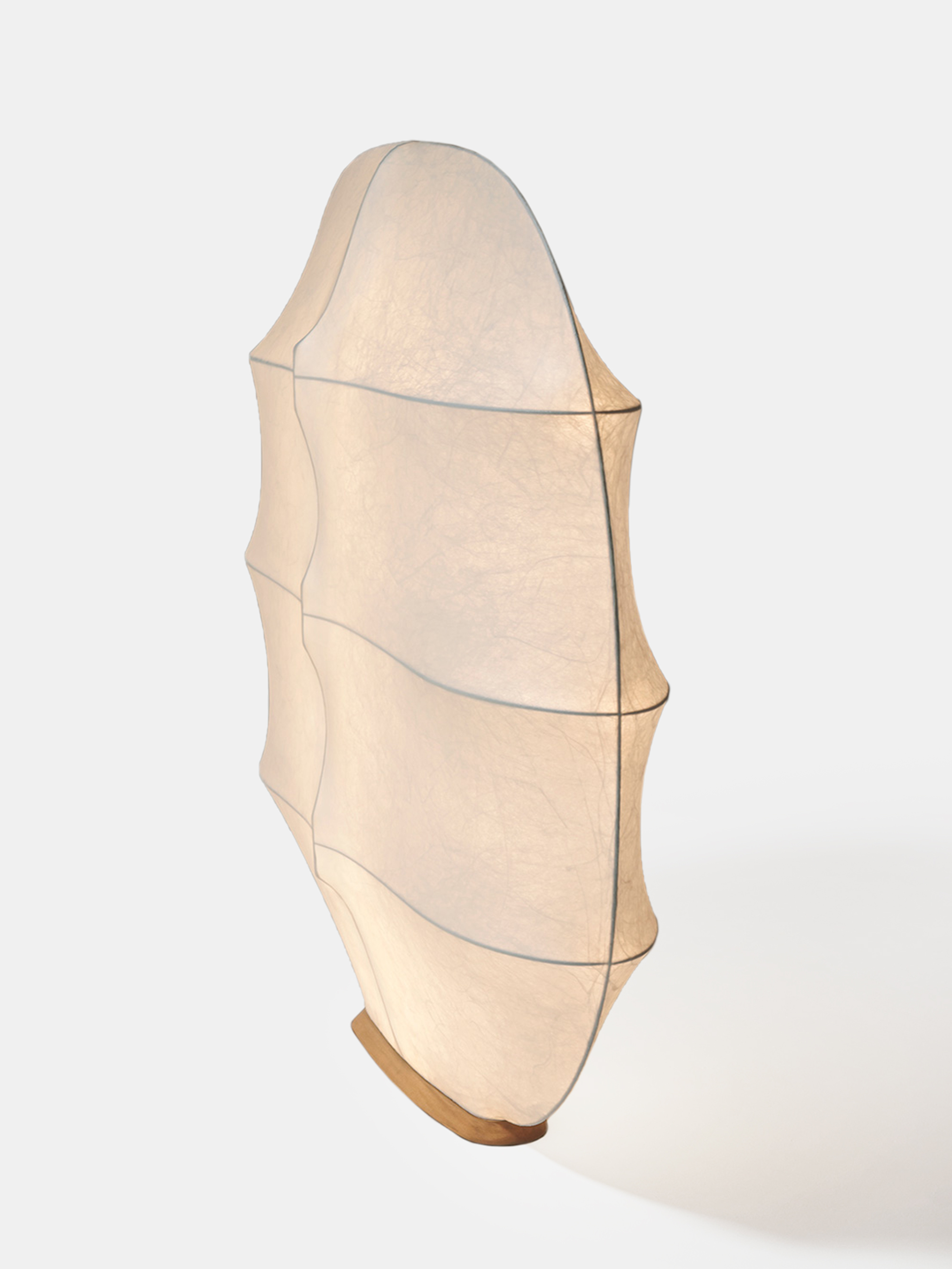 46952 173a902031 Tacchini Gunta Web 03 Portrait