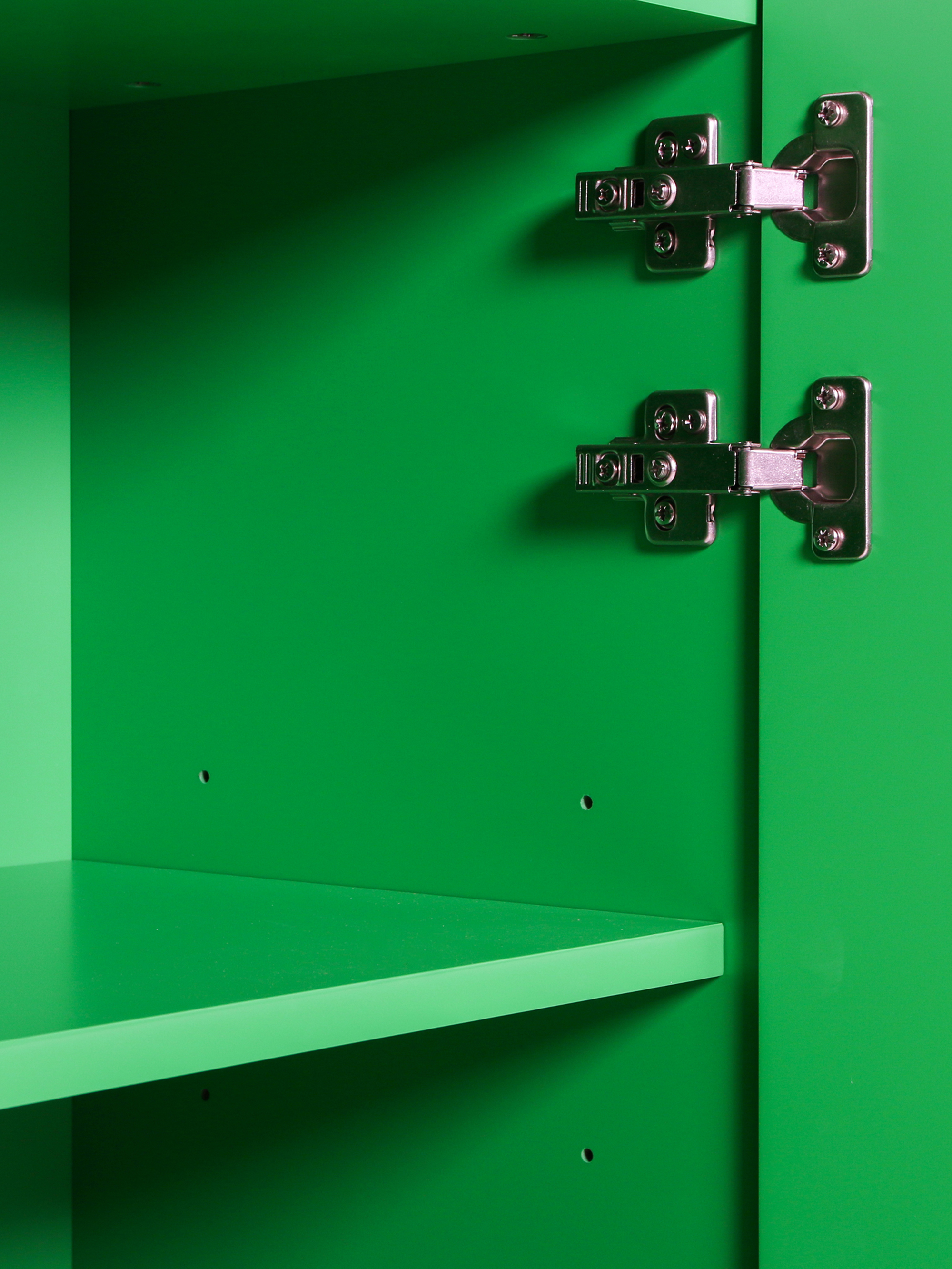 47198 Aa1a777aca Cupboard Ferngreen Detail Portrait