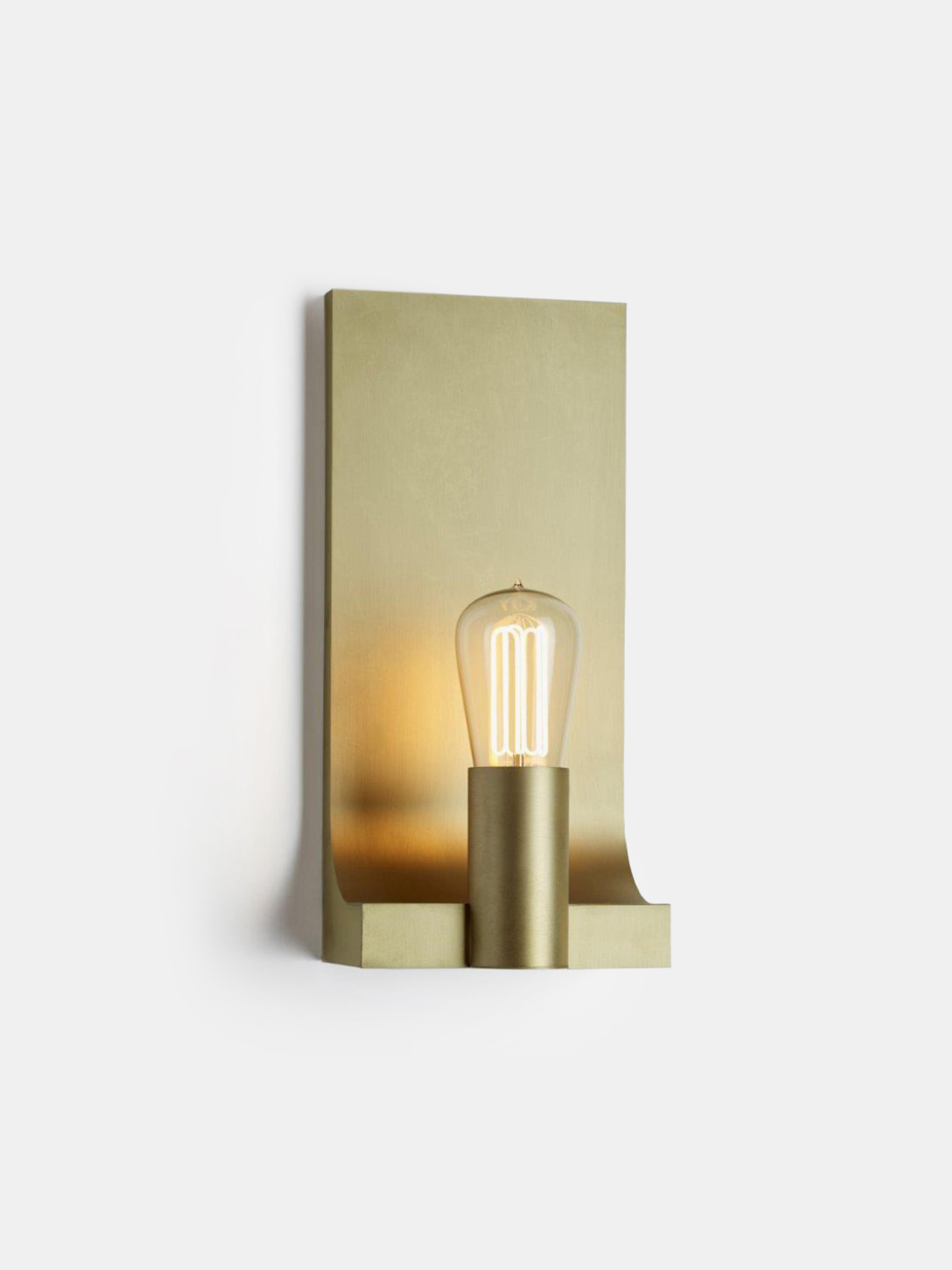 47454 3714a96d94 Tekna Walcott Sateen Brass Portrait