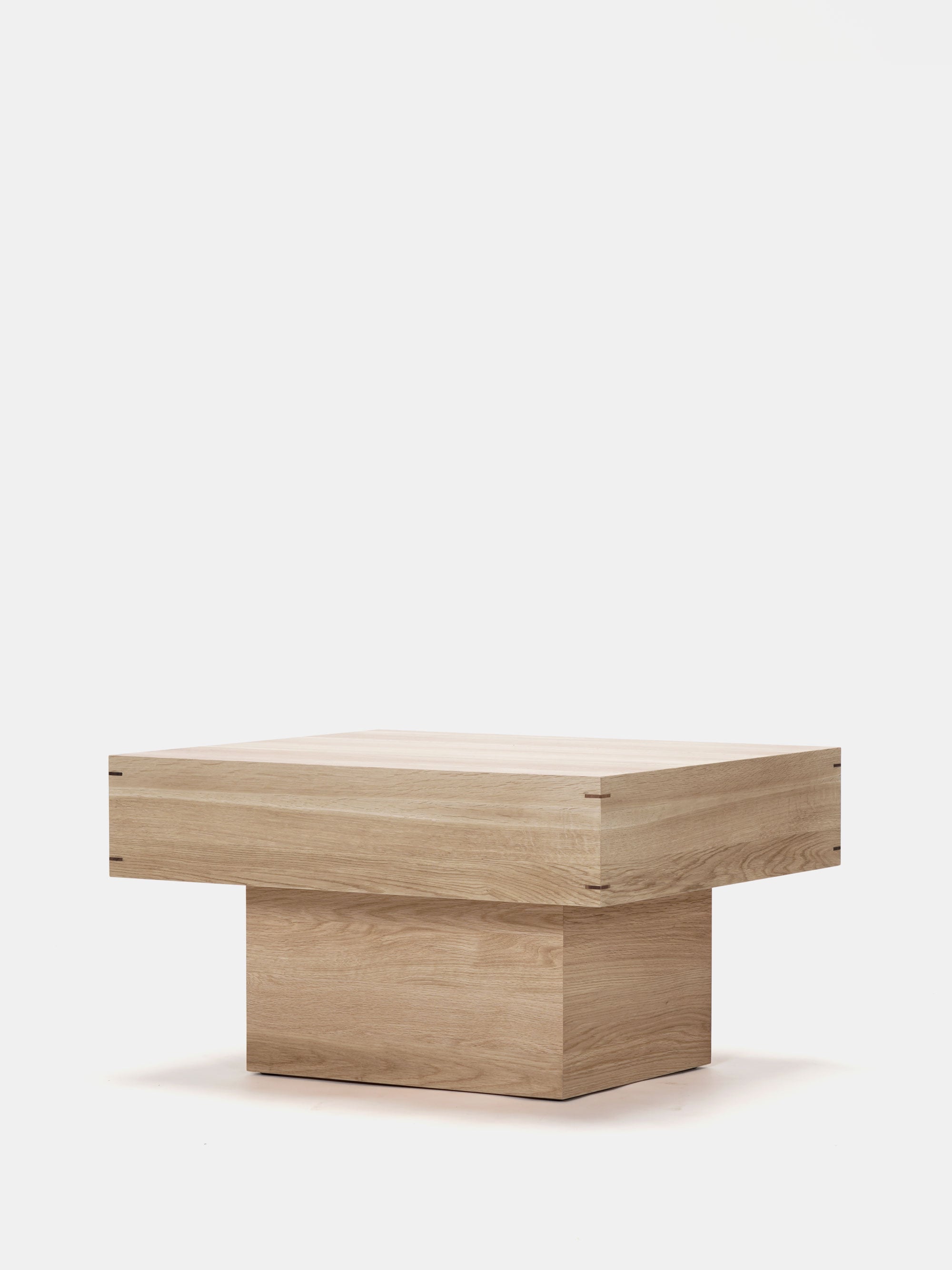 48815 Deca2f88de N Ct02 Pure Oak98365 Portrait