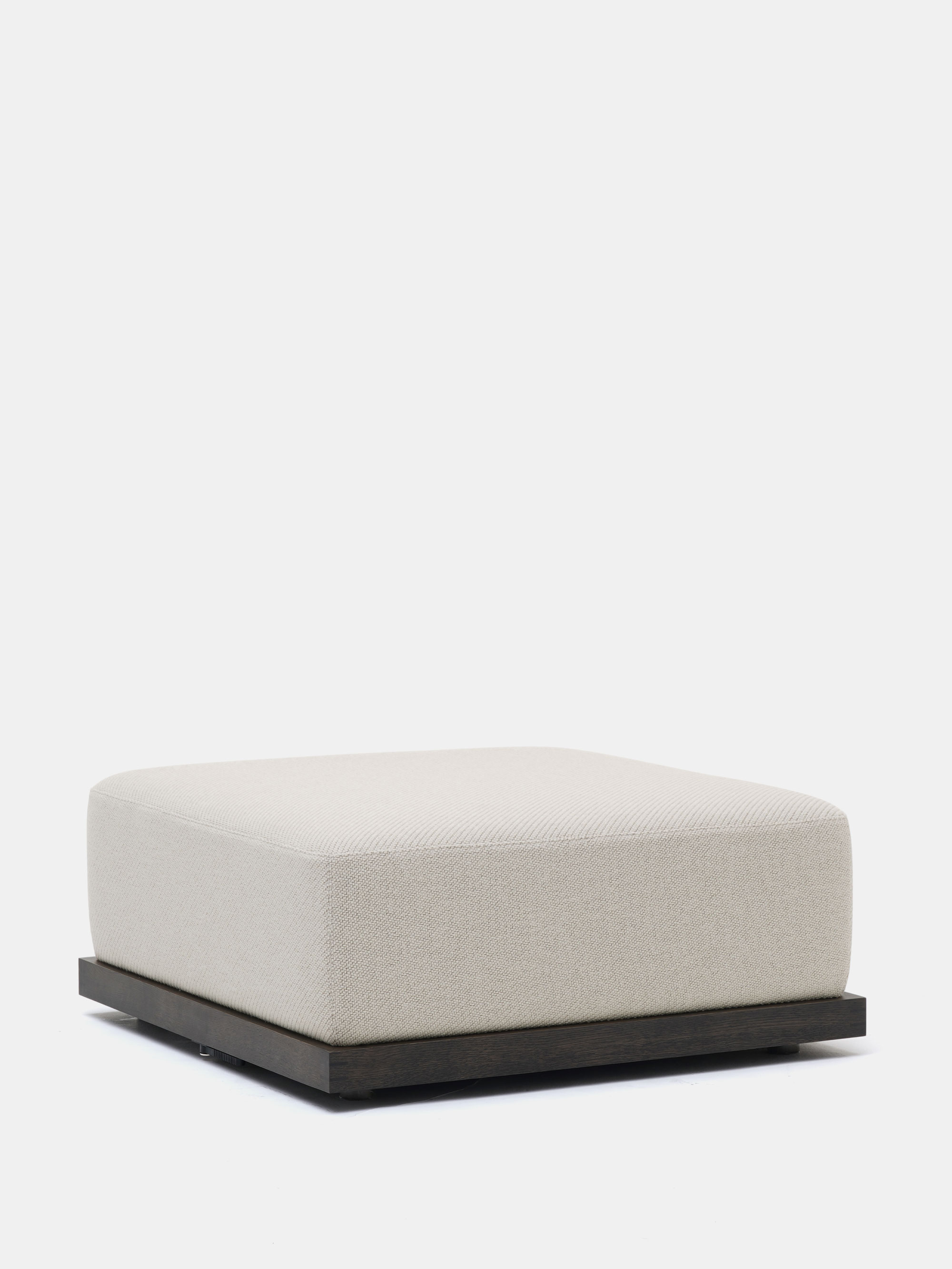 50486 7893084ba1 N S02 Smoked Oak Portrait