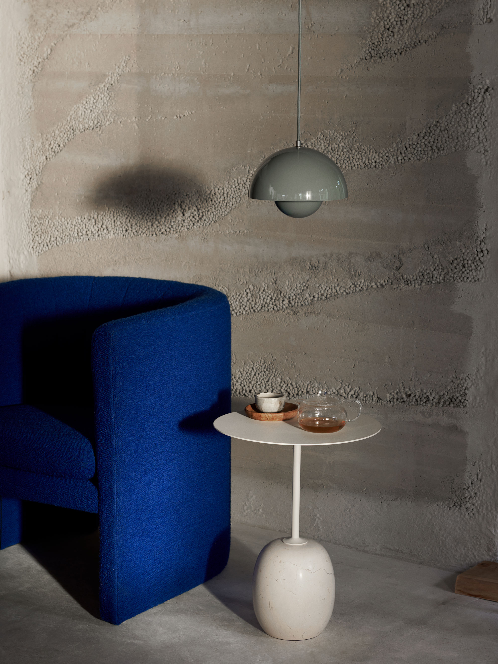 50565 8be130e0bd Lato Table In Situ 3 Portrait