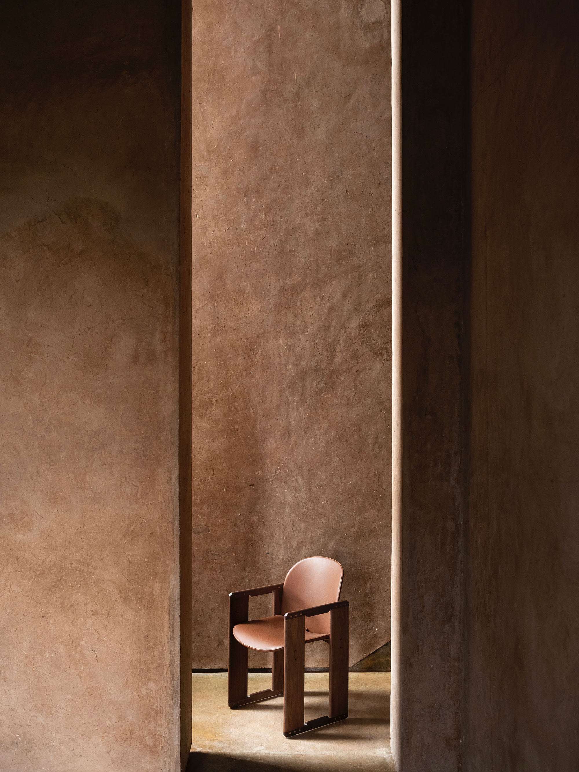 51089 1bc694777b Tacchini 1 Portrait