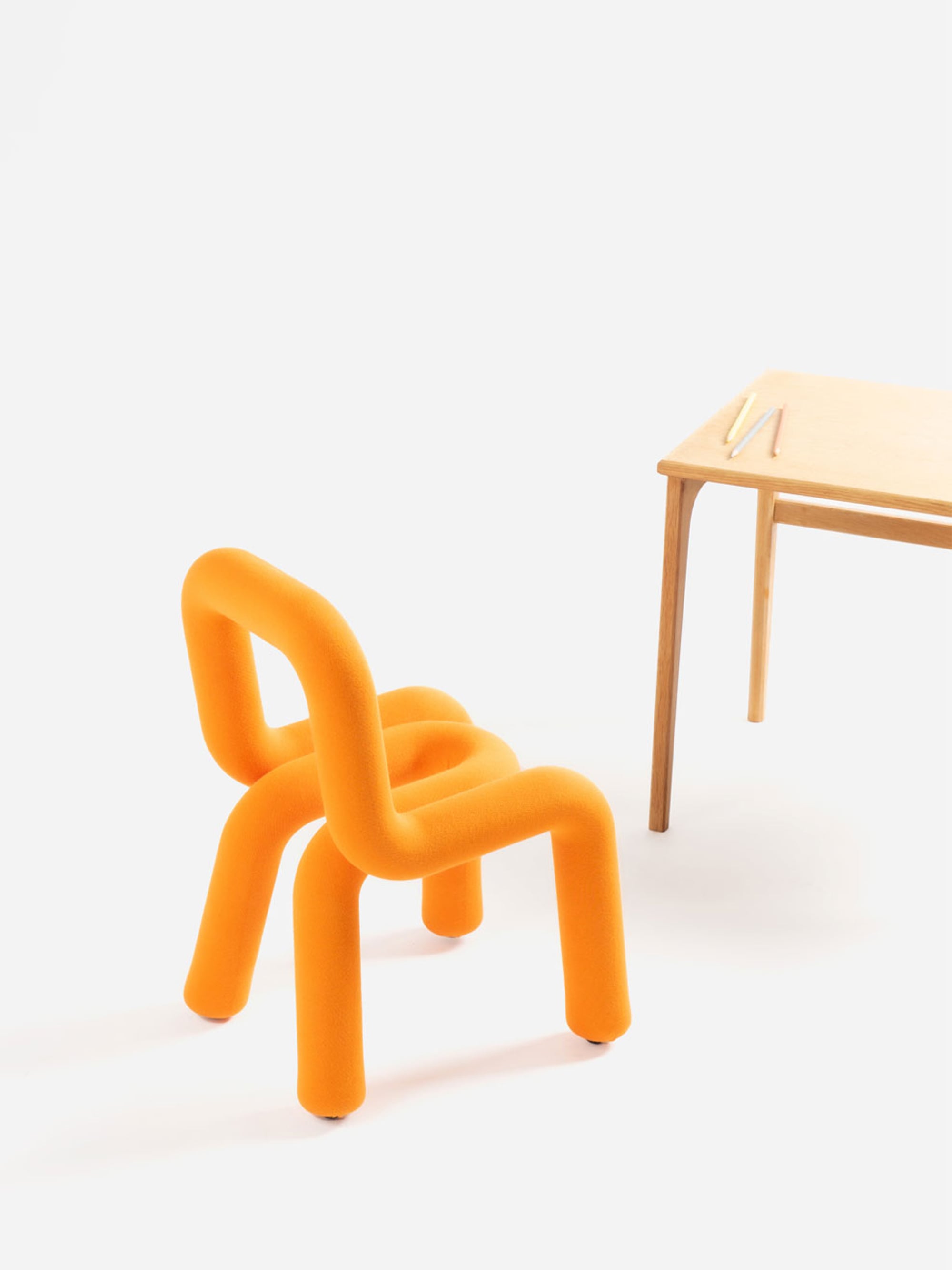 51283 5299a17994 Moustache Mini Bold Kids Chair Orange 3 Portrait