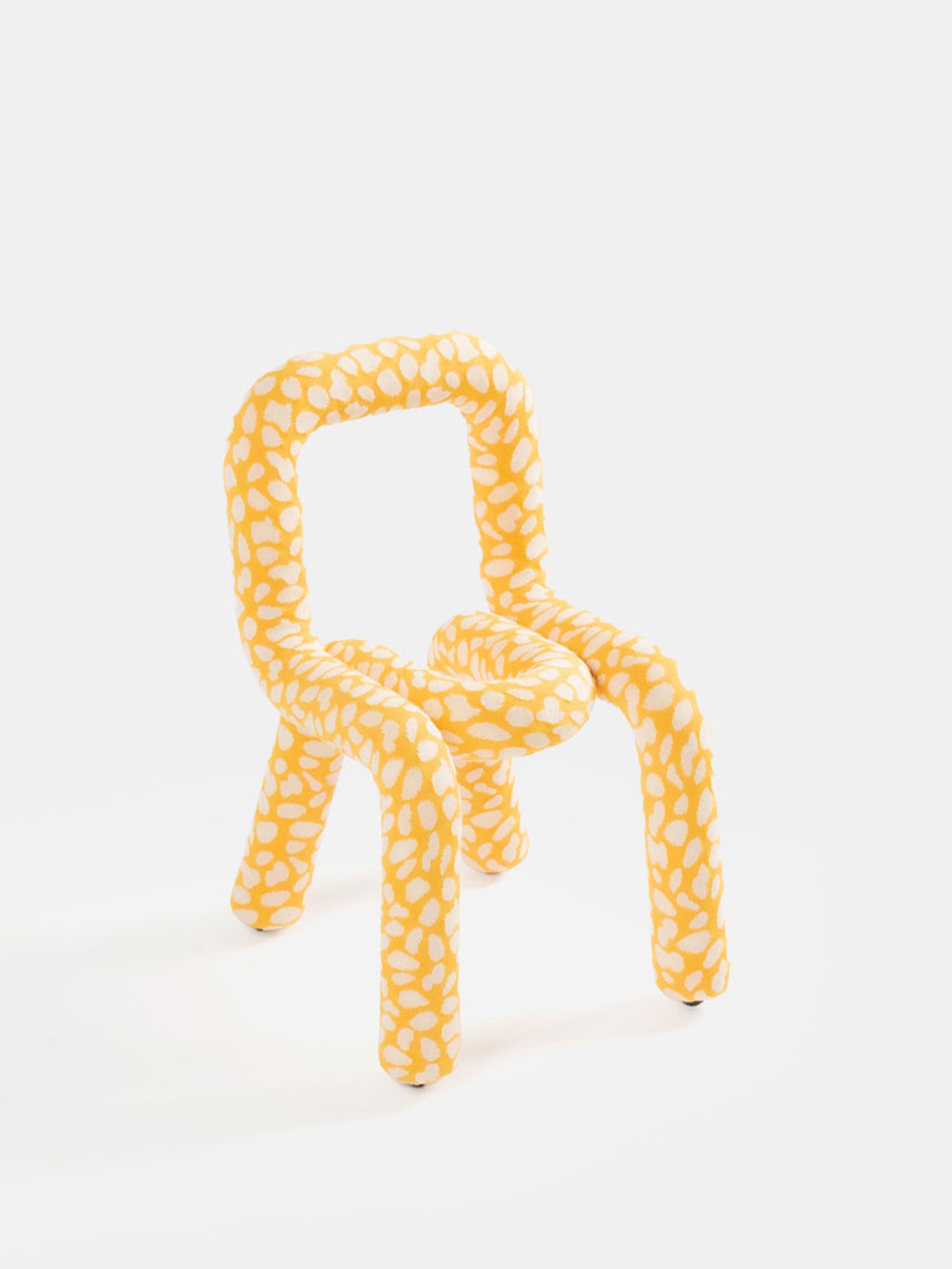 51287 01331aa587 Moustache Mini Bold Kids Chair Giraffe Portrait
