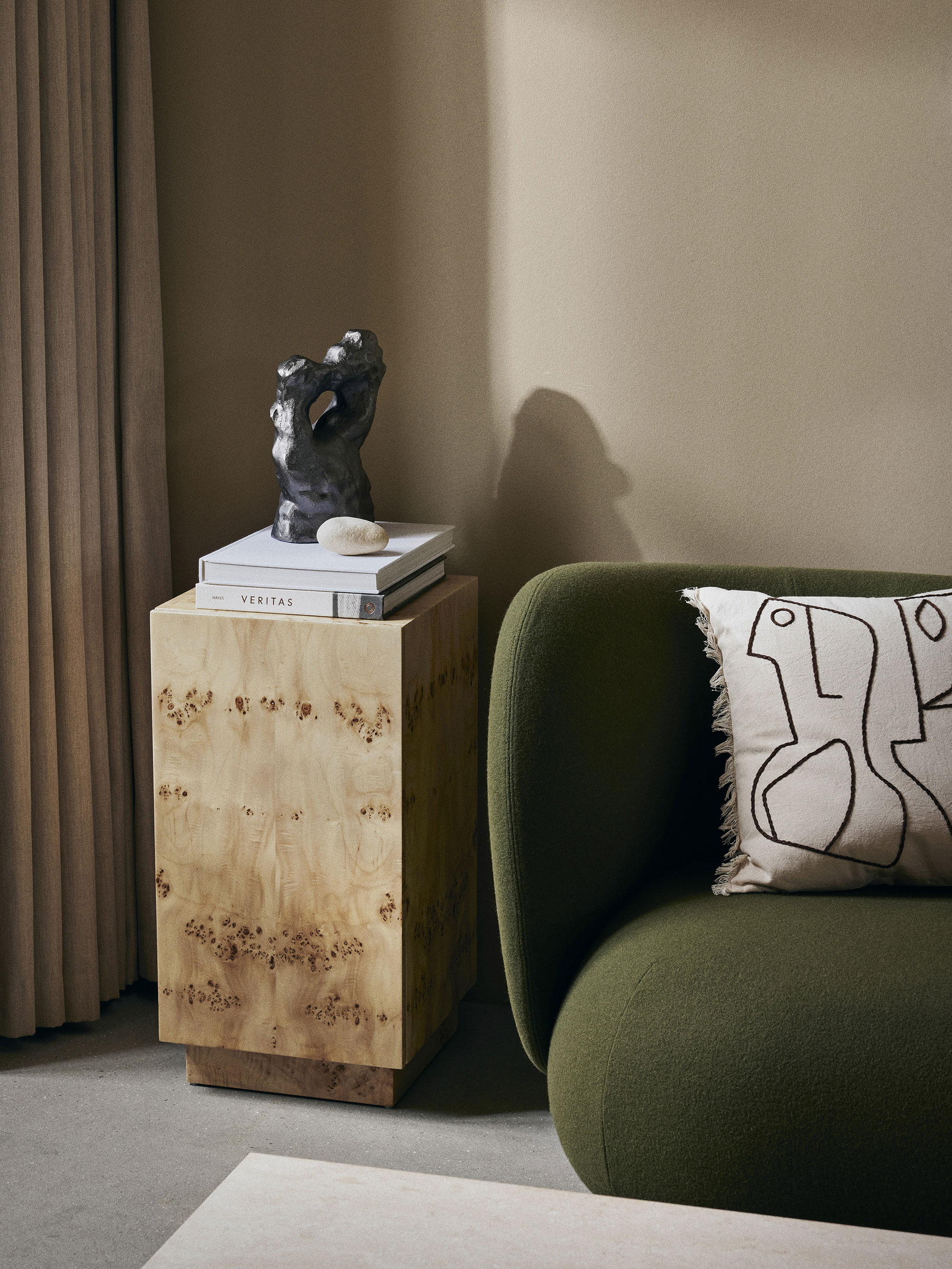 51503 613945ed0e Fermliving Aw23 Burlsidetable 1104268388 01 Portrait