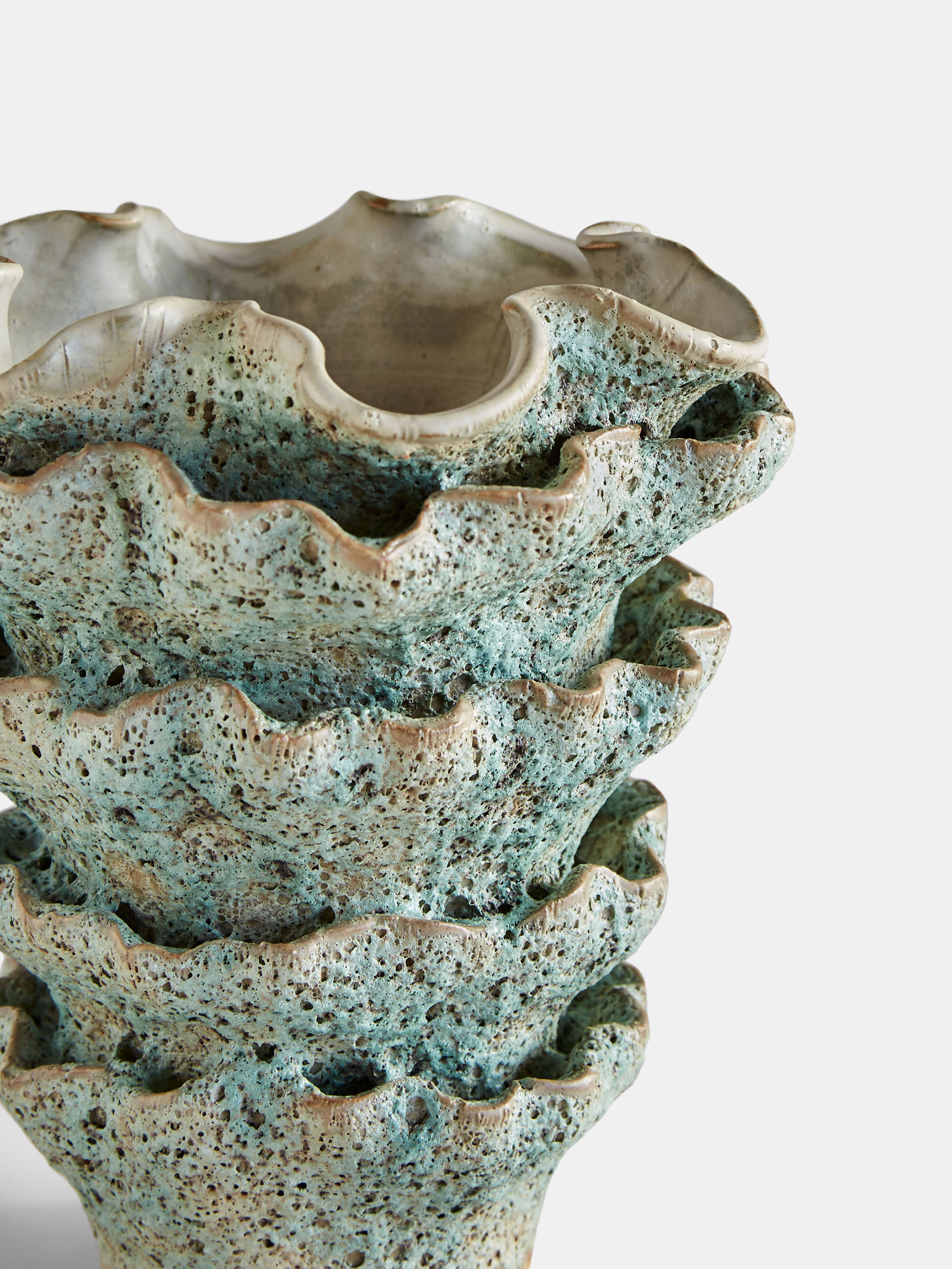 51970 Cd03583354 Cabbage Vase Small 2 Portrait