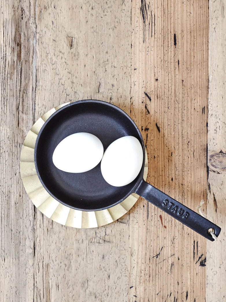 Trivet Sun