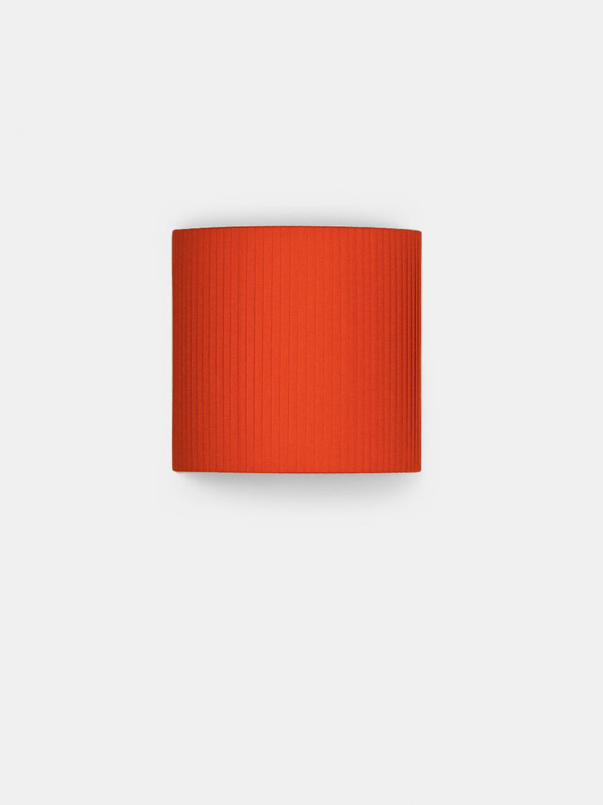 52524 6e2c7abf46 Santa Cole Comodin Red Amber Ribbon 1 Portrait