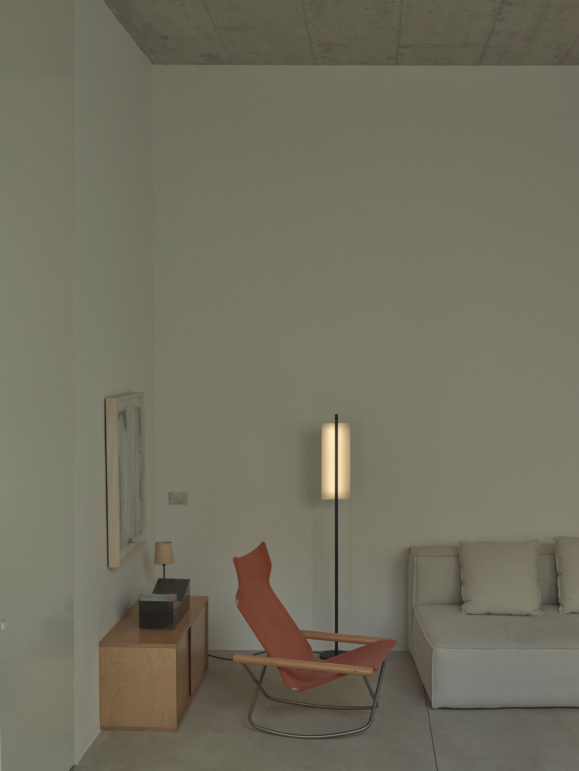 52544 0ea6f90721 Santa Cole Lamina 45 Floor Insitu Portrait
