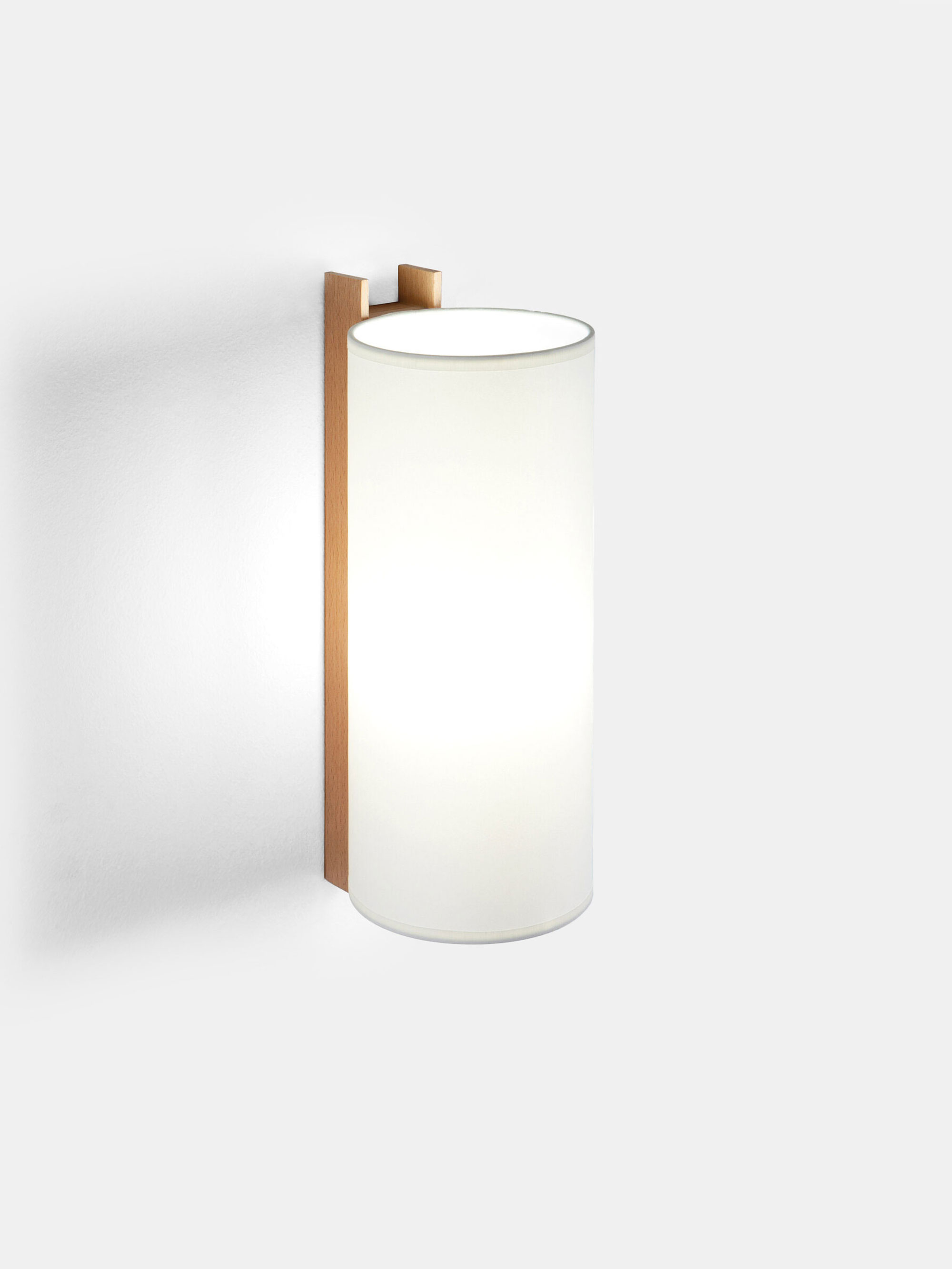 52627 7647e84def Tmm Wall Lamp White Largo Portrait