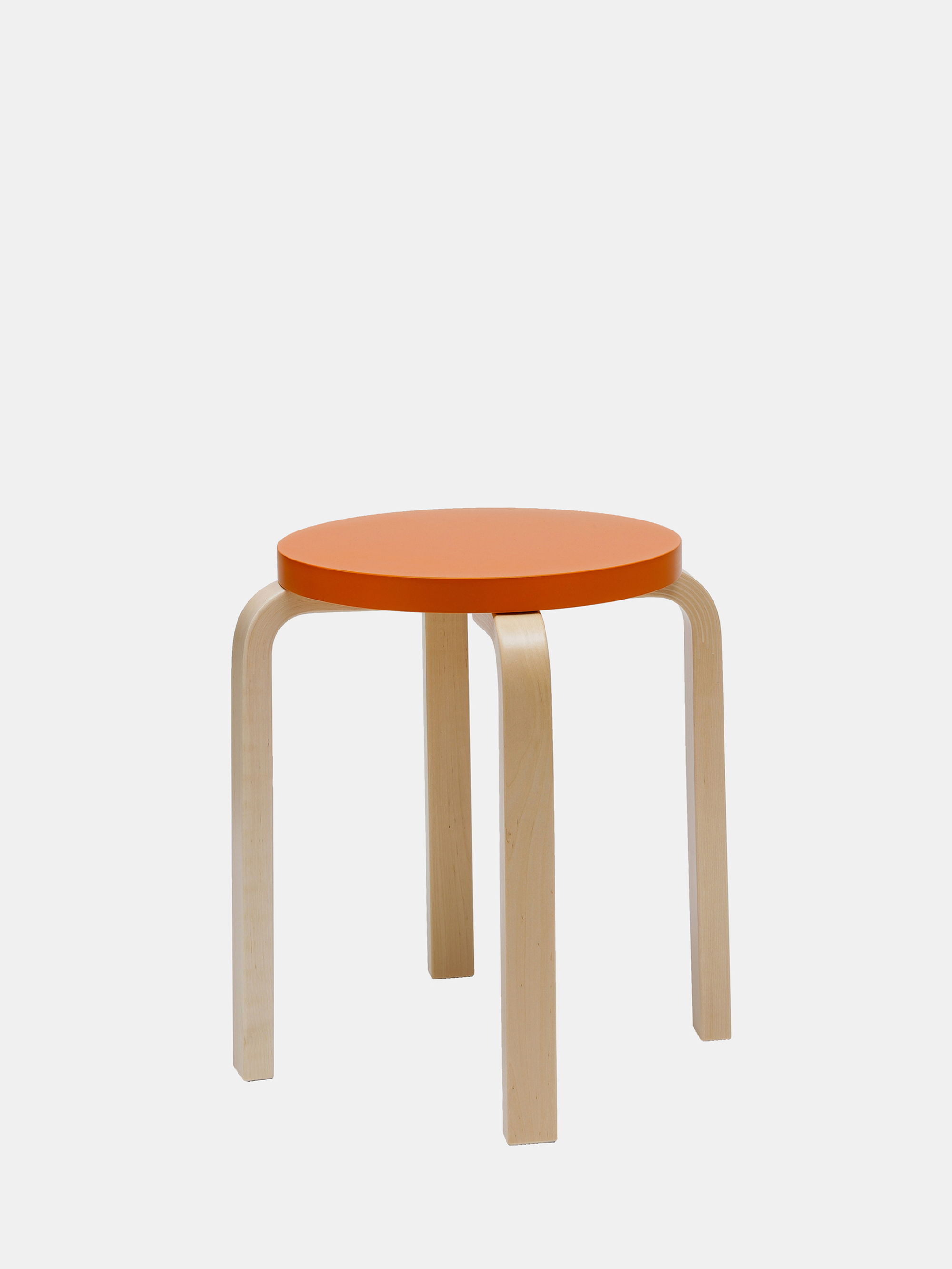 52776 1b00cf1a2c E60 Stool Portrait