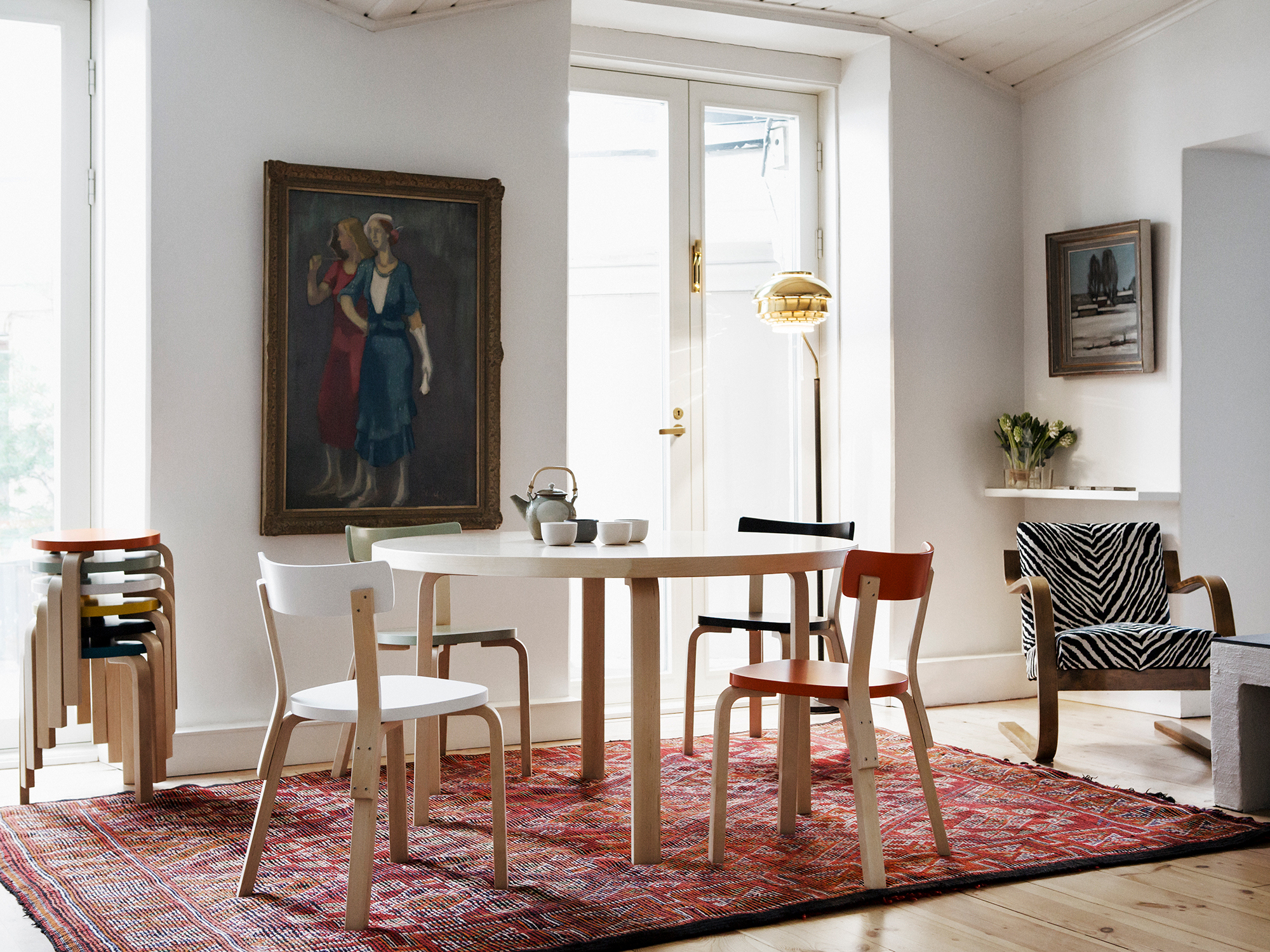 52785 B8f0afb1d4 Alto Table Round Portrait