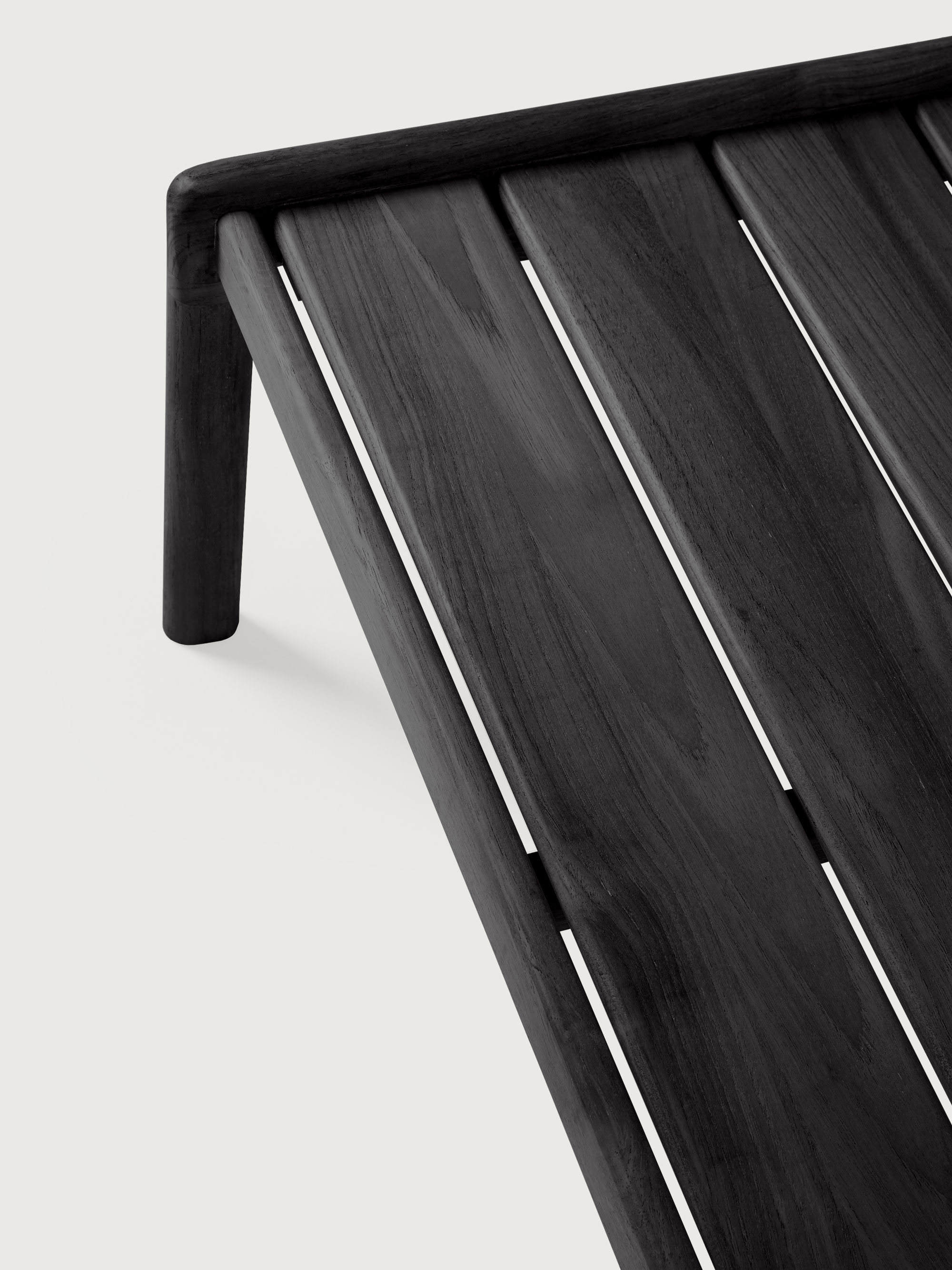53350 15d2234262 Jack Outdoor Coffee Table Teakblack Closeup Portrait